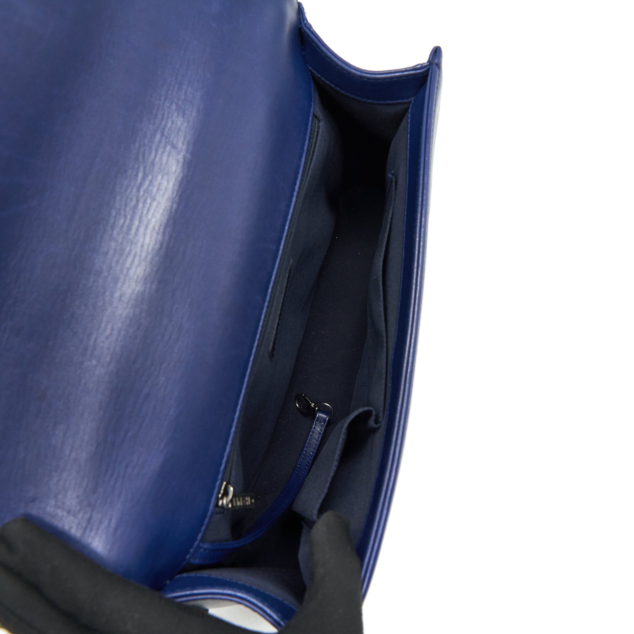chanel-large-le-boy-calf-skin-navy-shw