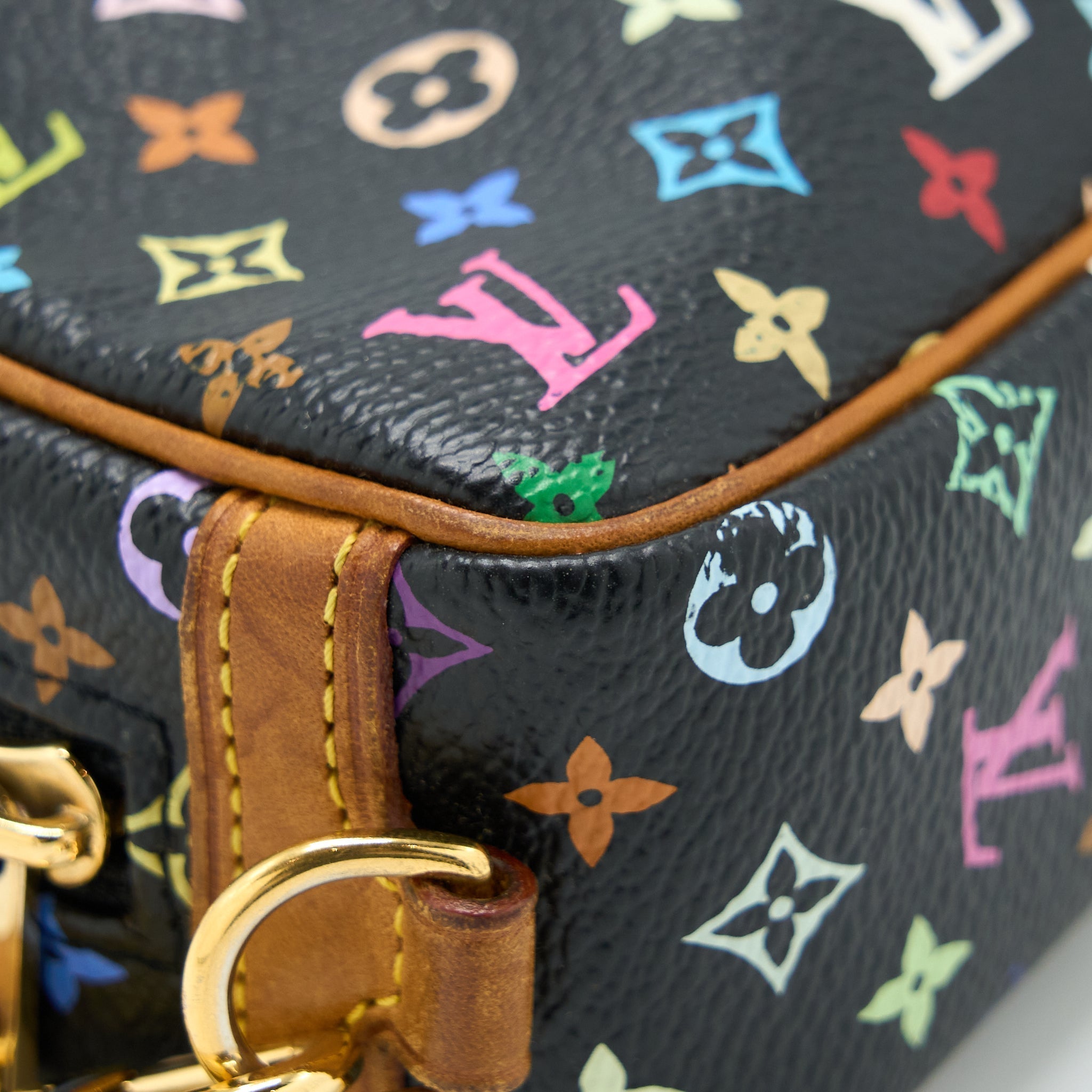 louis-vuitton-mini-coin-pouch-multicolour-monogram-canvas-ghw