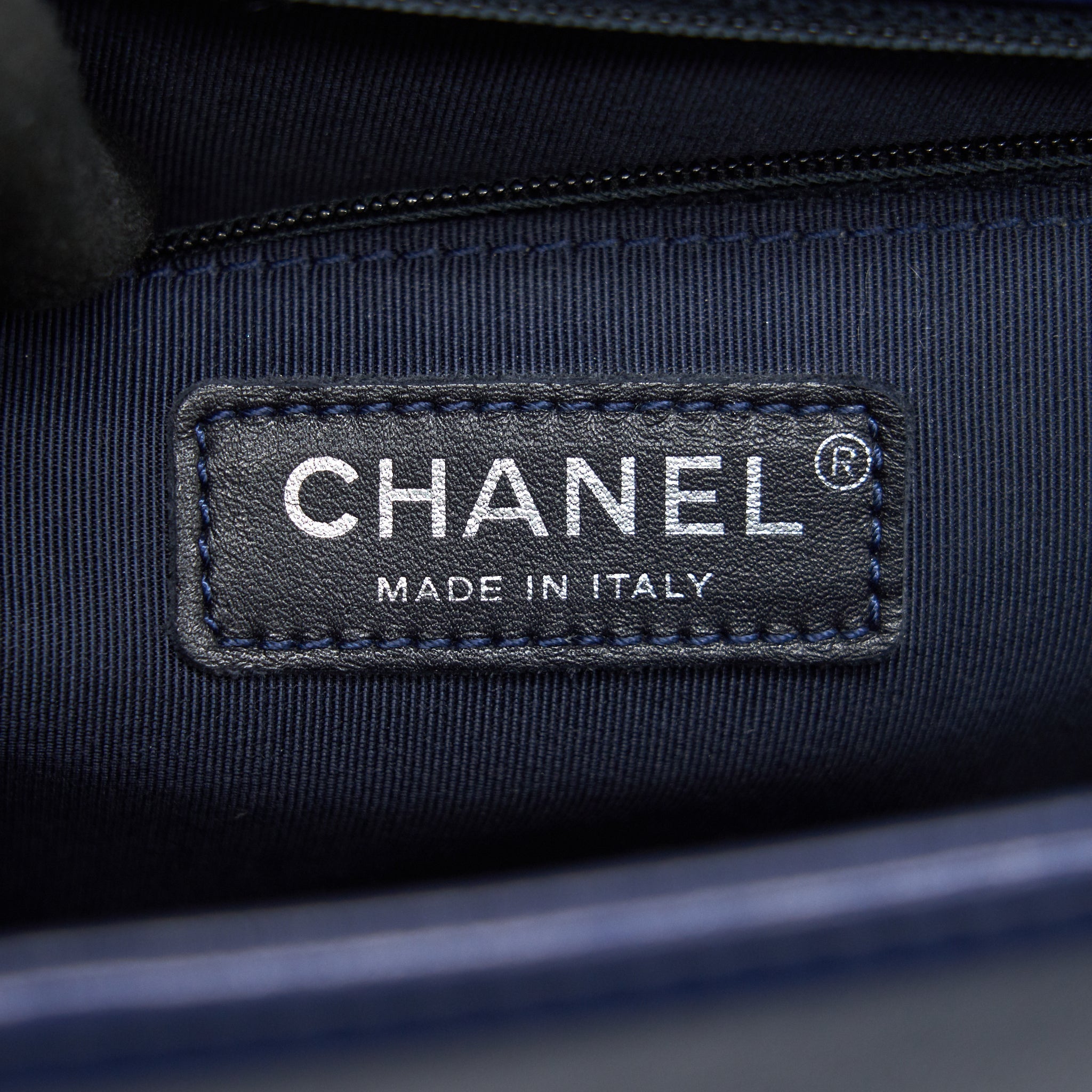 chanel-large-le-boy-calf-skin-navy-shw