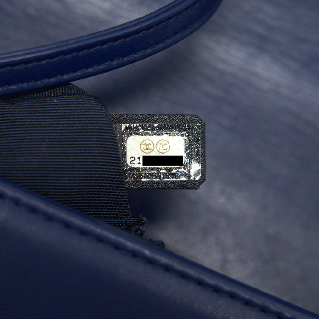 chanel-large-le-boy-calf-skin-navy-shw