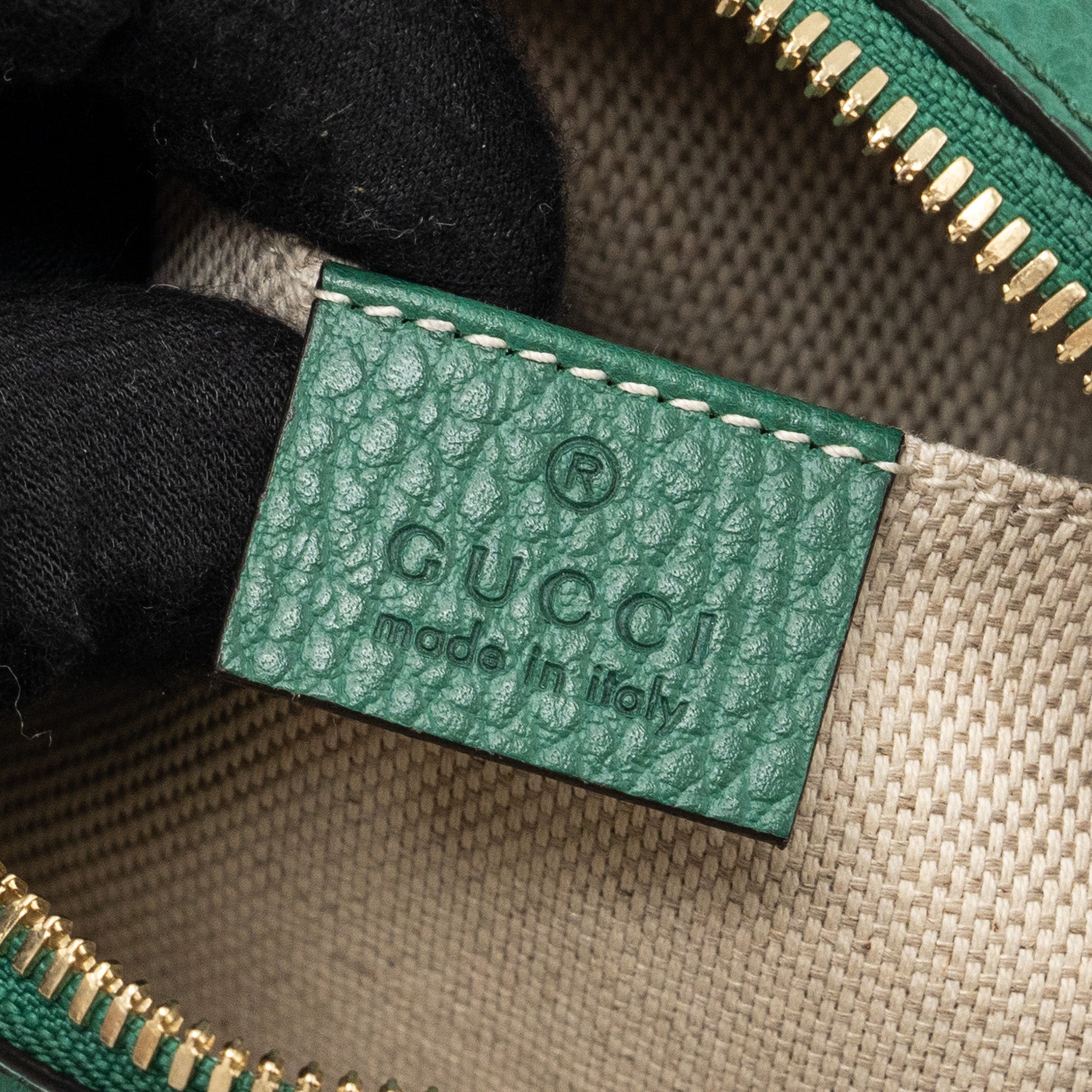 gucci-disco-soho-camera-bag-calfskin-green-lghw