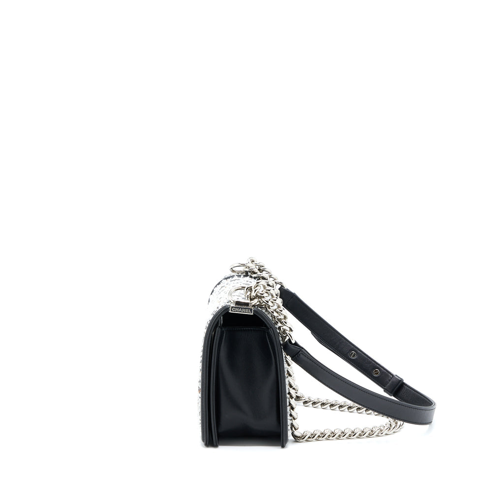 chanel-medium-boy-bag-limited-lambskin-black-white-shw