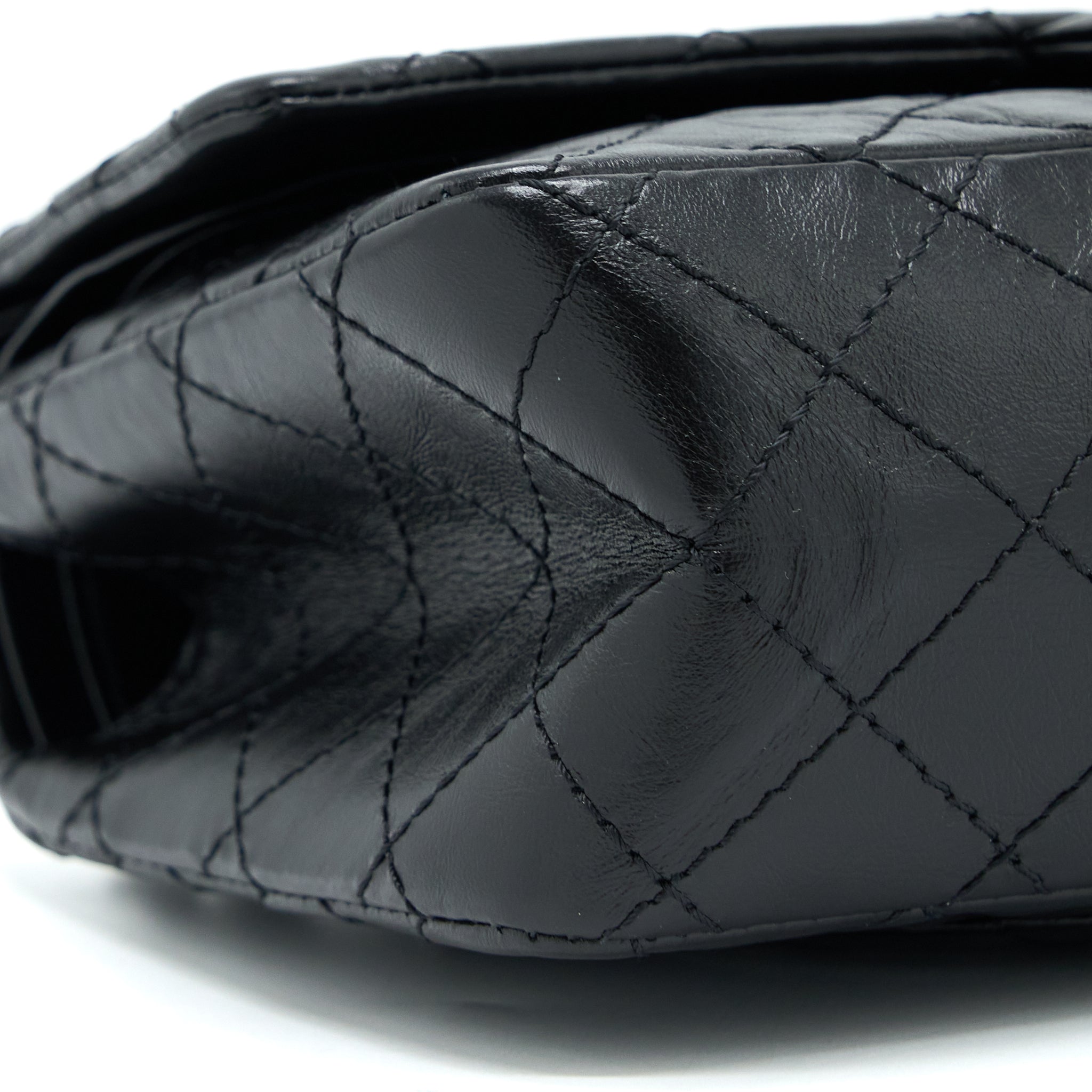 chanel-small-2-55-reissue-flap-bag-aged-calfskin-so-black-with-black-hardware-microchip
