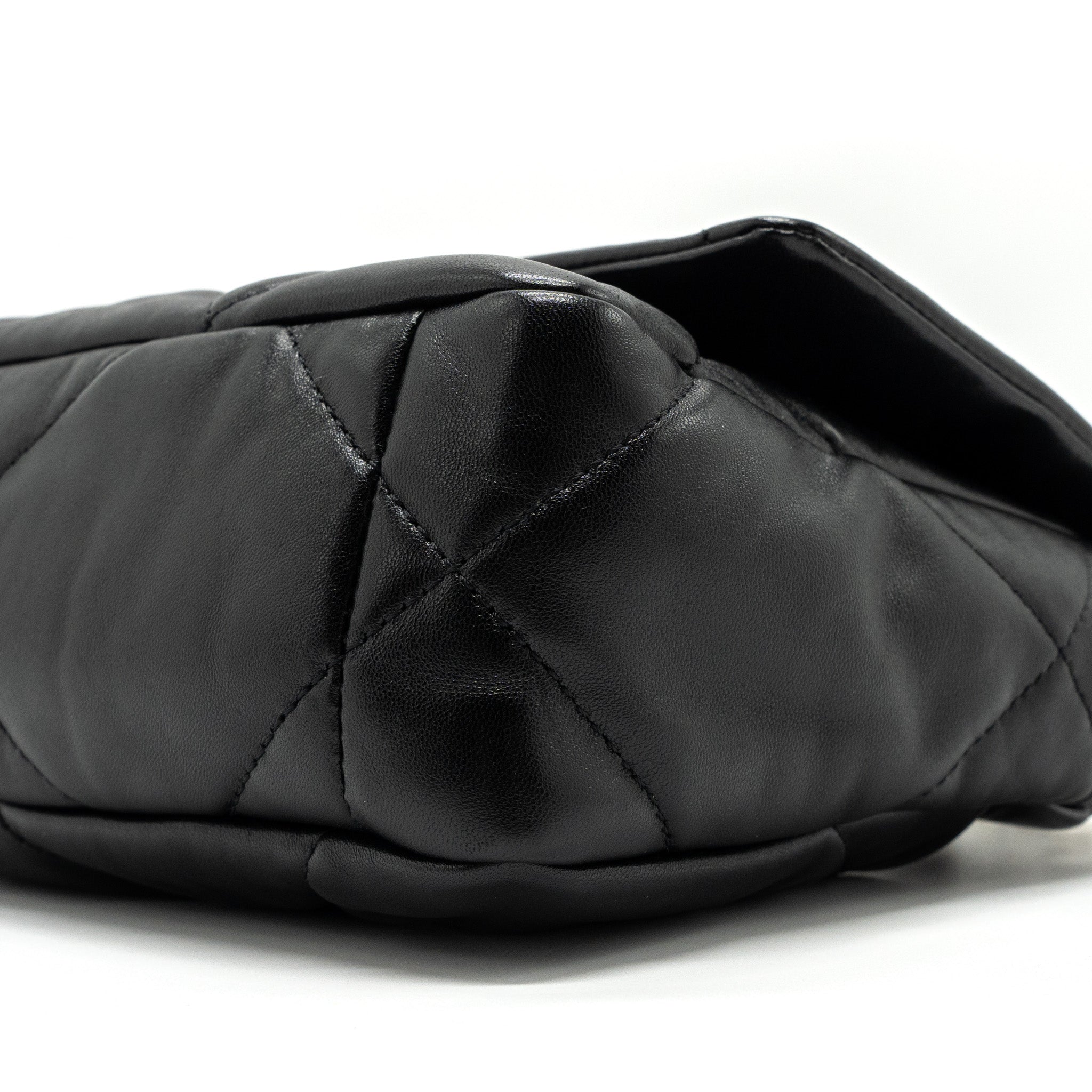 chanel-small-19-bag-lambskin-black-multicolour-hardwaremicrochip