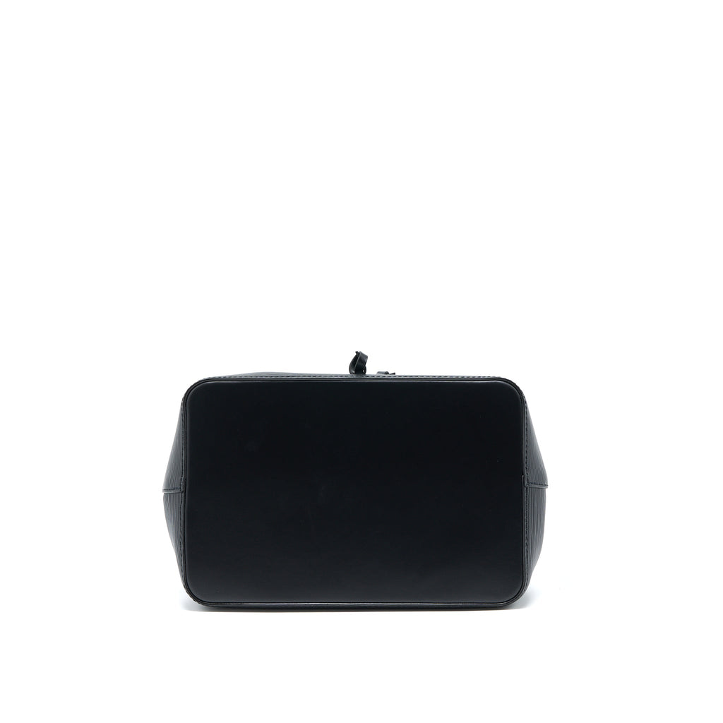 louis-vuitton-neonoe-epi-black-shw-1