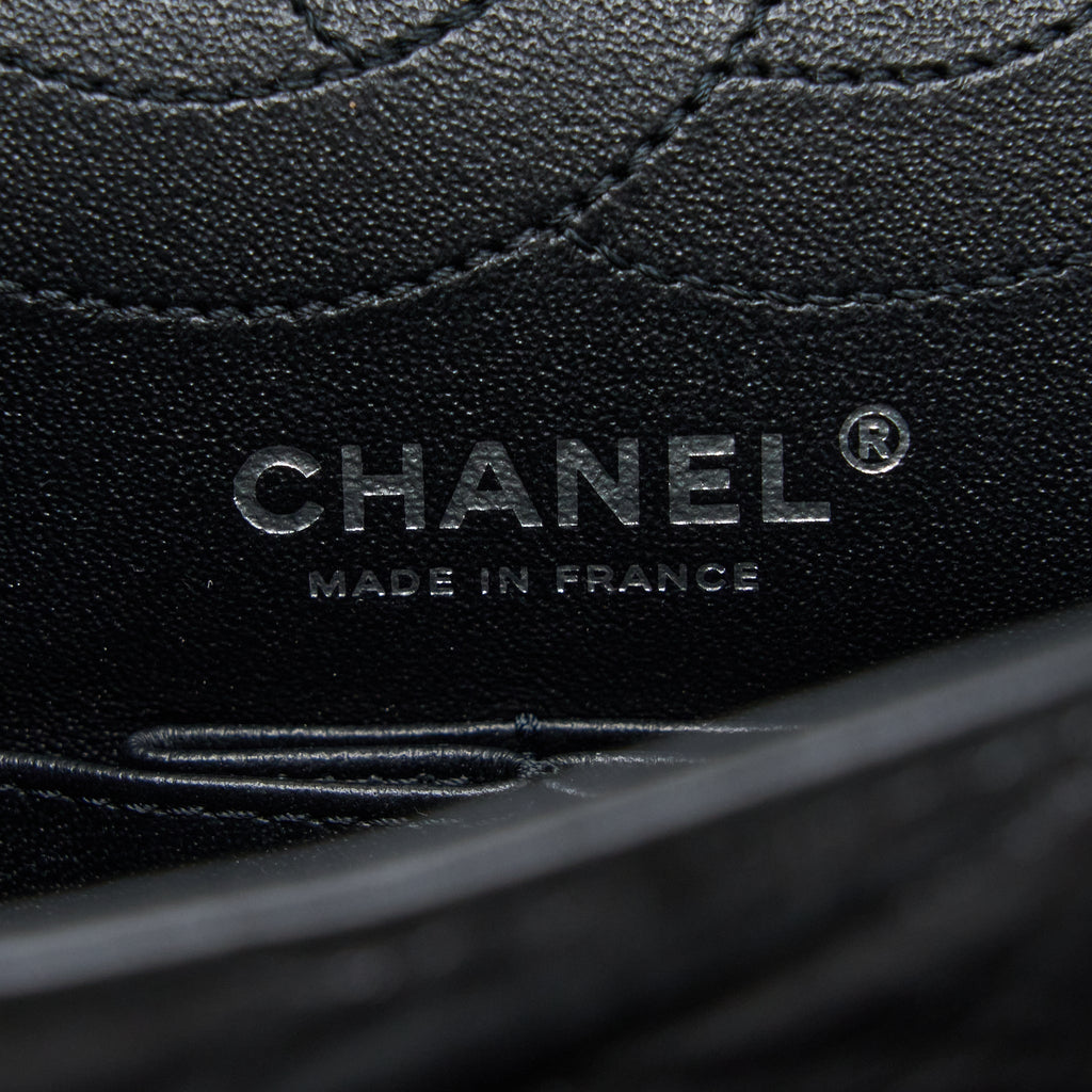 chanel-small-2-55-reissue-flap-bag-aged-calfskin-so-black-with-black-hardware-microchip
