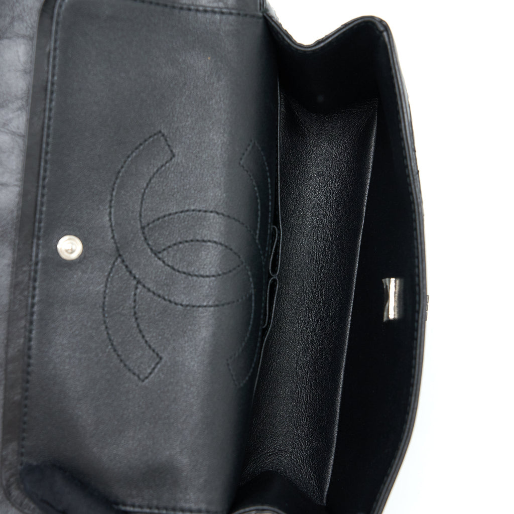 chanel-small-2-55-reissue-flap-bag-aged-calfskin-so-black-with-black-hardware-microchip