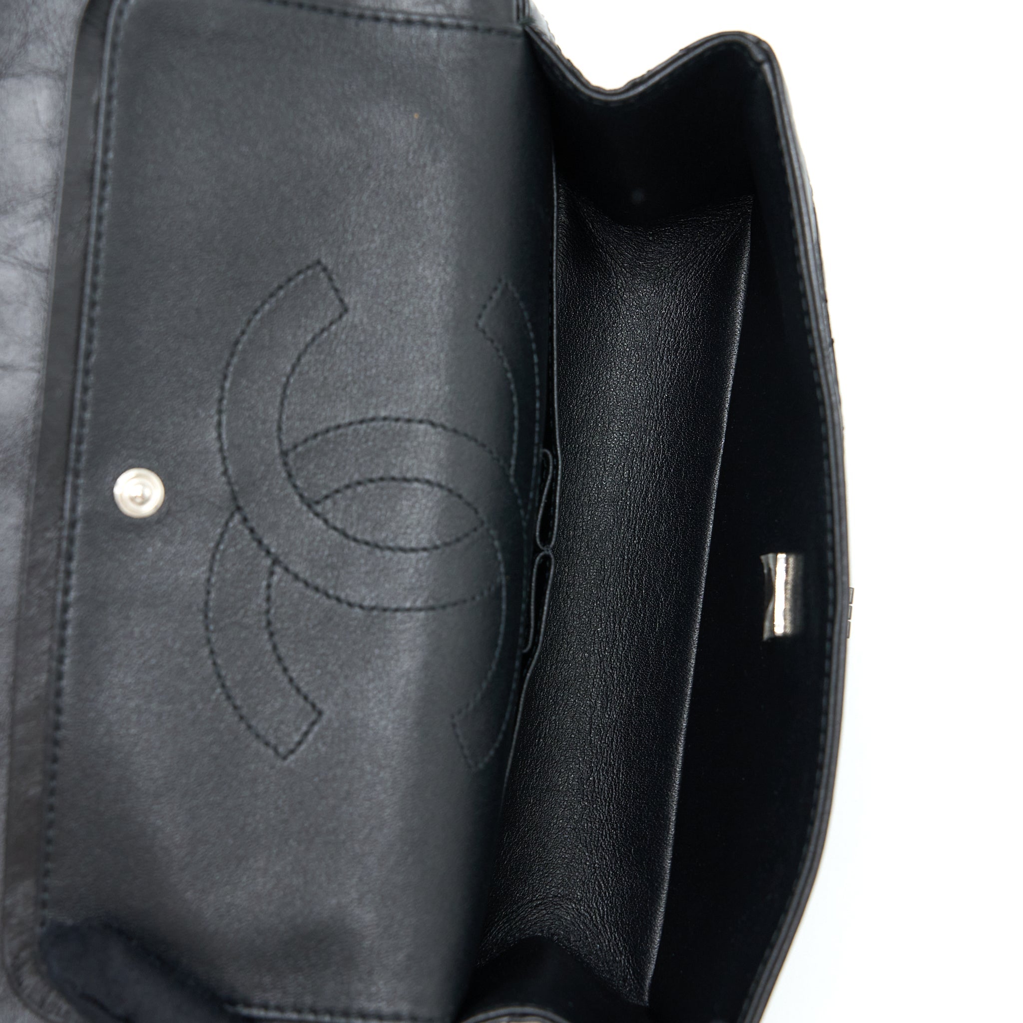 chanel-small-2-55-reissue-flap-bag-aged-calfskin-so-black-with-black-hardware-microchip