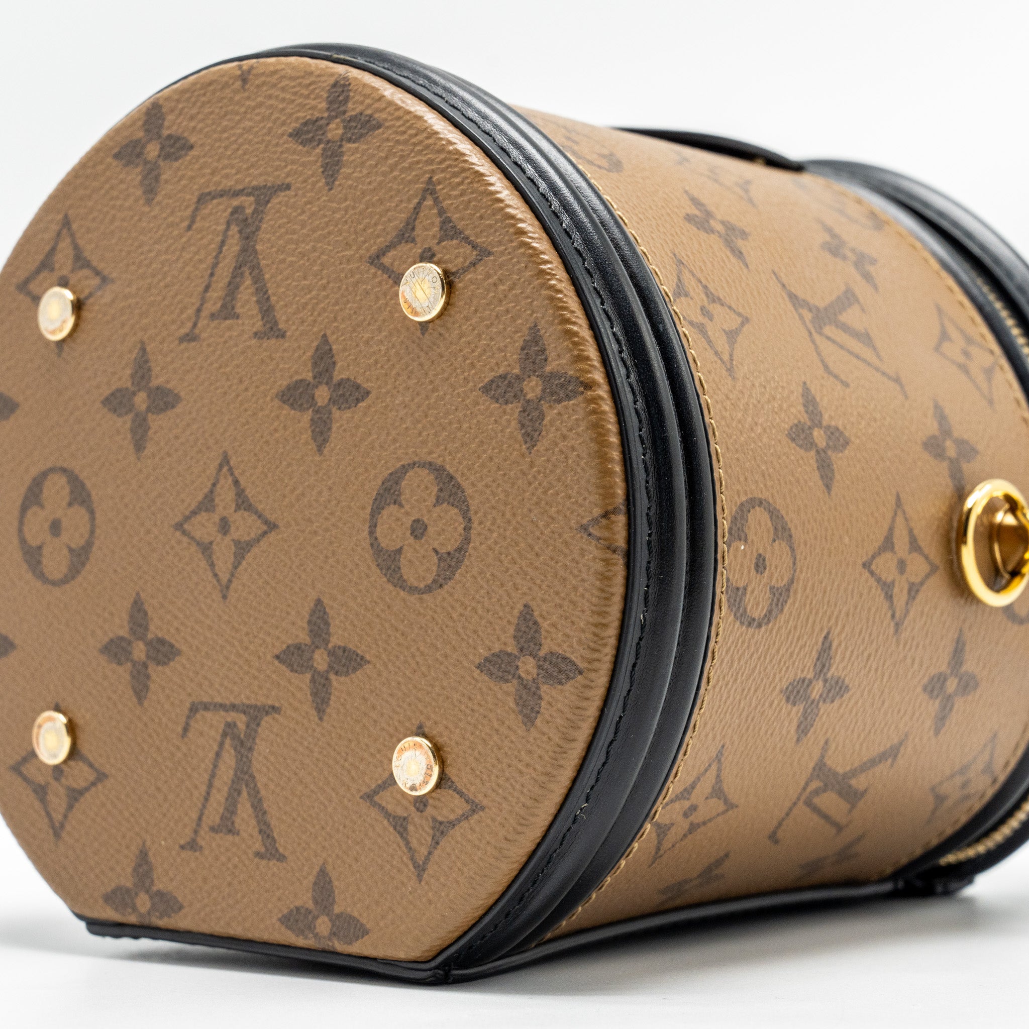 louis-vuitton-cannes-monogram-reverse-canvas-ghw-9