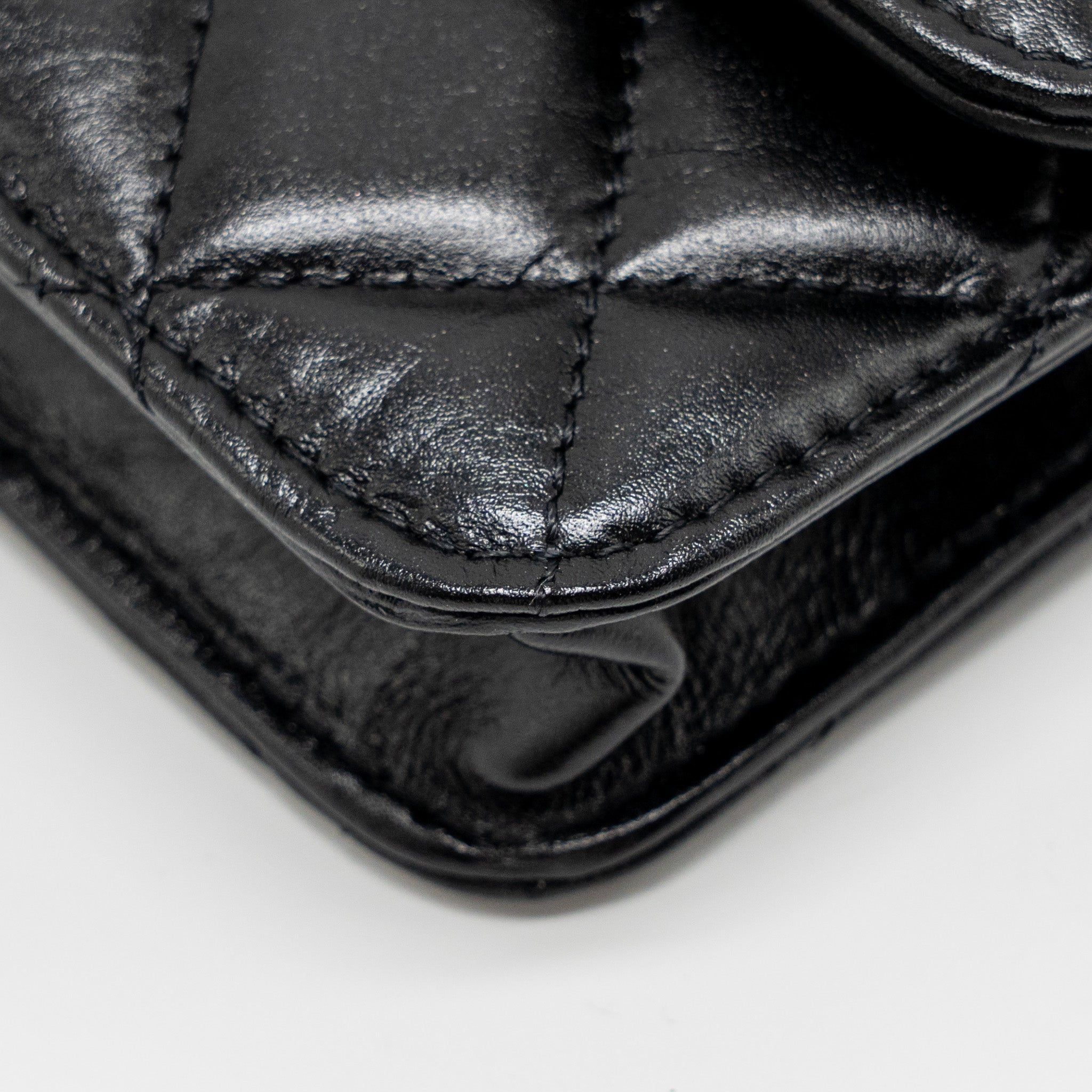 chanel-maxi-pearl-clutch-with-chain-lambskin-black-lghw