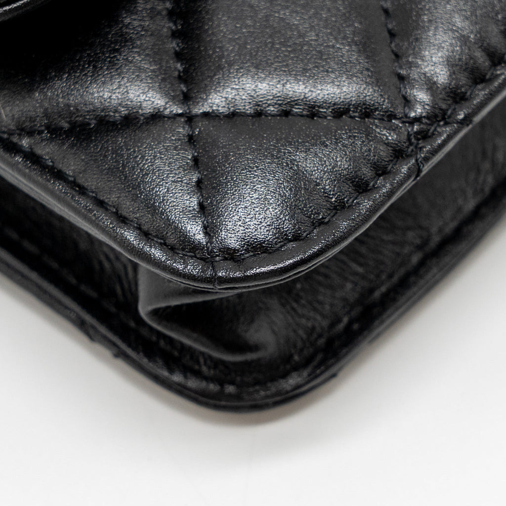 chanel-maxi-pearl-clutch-with-chain-lambskin-black-lghw