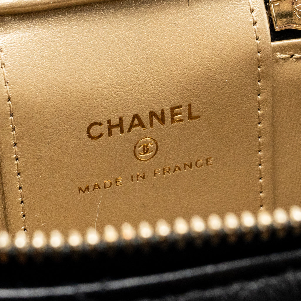 chanel-pearl-crush-mini-vanity-with-chain-lambskin-black-ghw-microchip-1