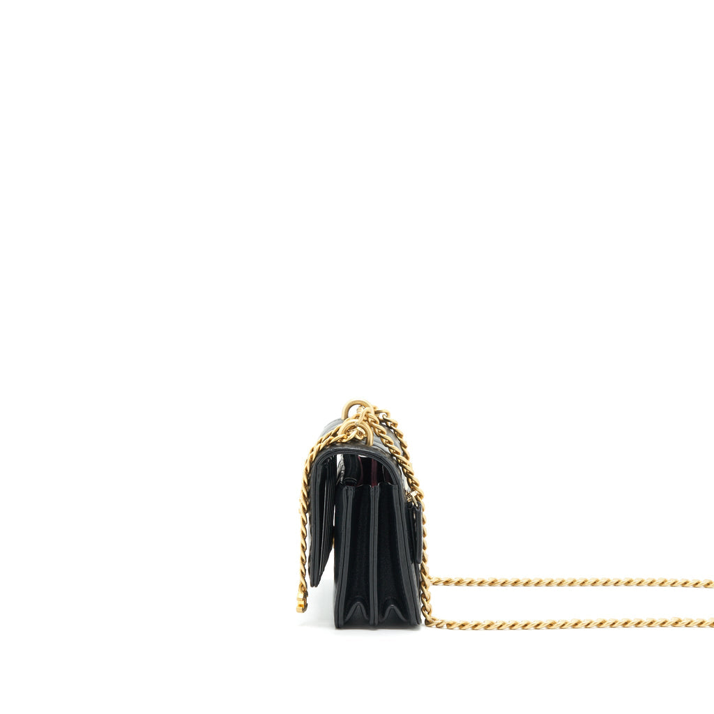 chanel-22p-seasonal-mini-flap-bag-lambskin-black-with-gold-black-hardware