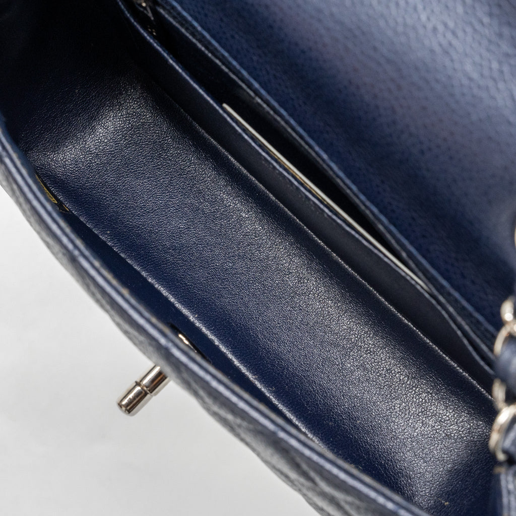 chanel-classic-mini-rectangular-flap-bag-caviar-navy-shw-copy