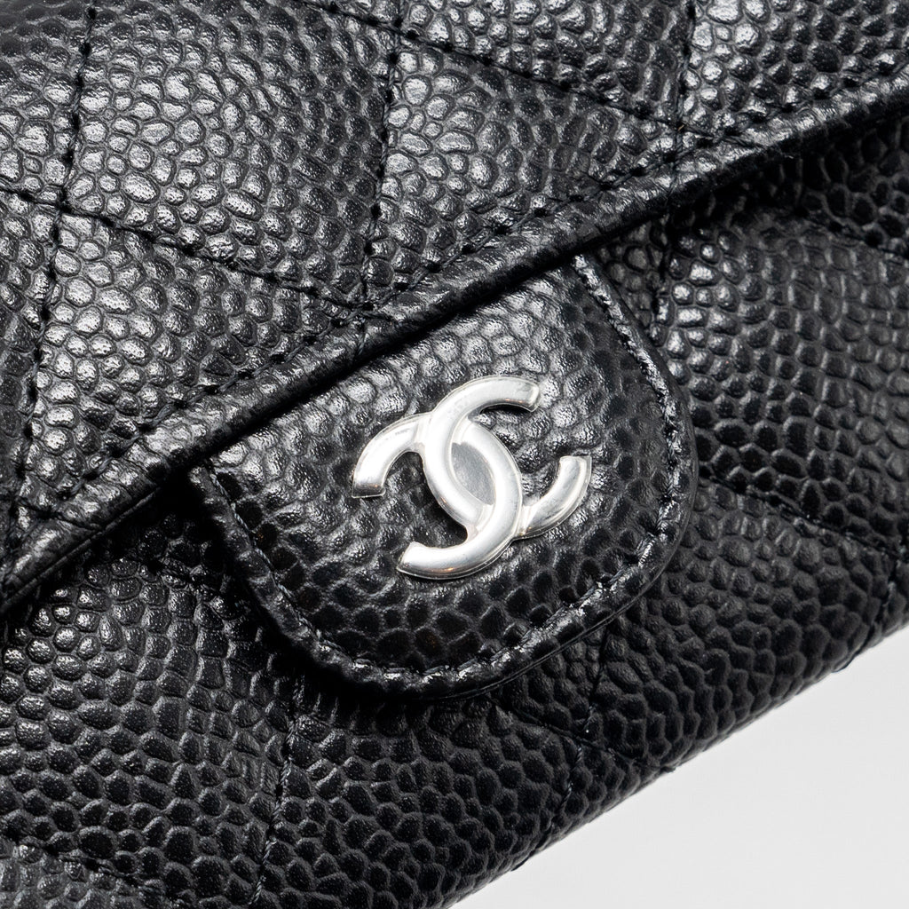 chanel-classic-flap-card-holder-caviar-black-shw-microchip-2