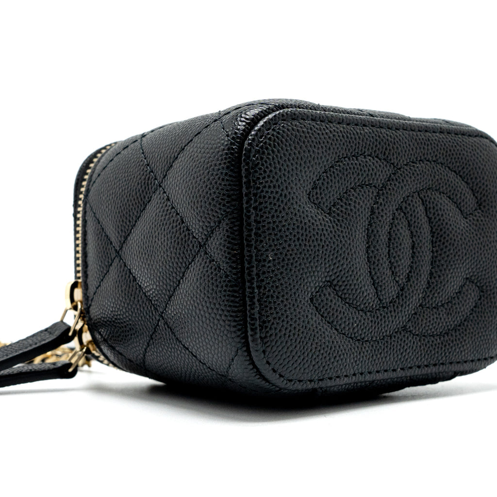 chanel-mini-vanity-with-chain-caviar-black-lghw-microchip-1