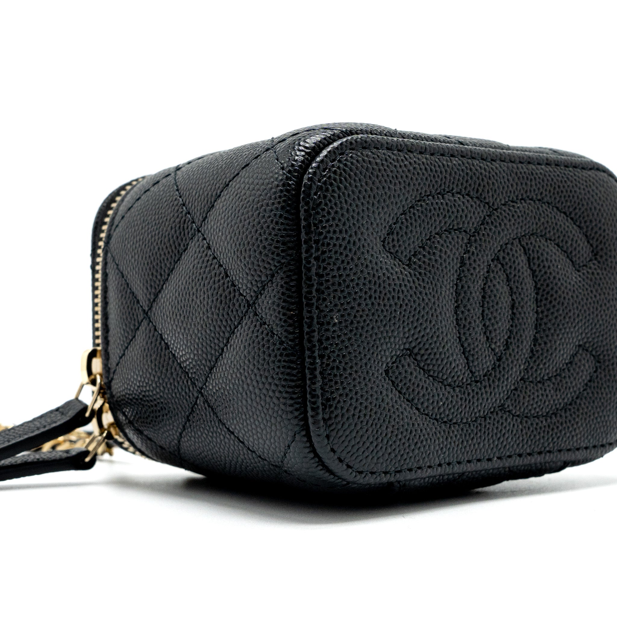 chanel-mini-vanity-with-chain-caviar-black-lghw-microchip-1