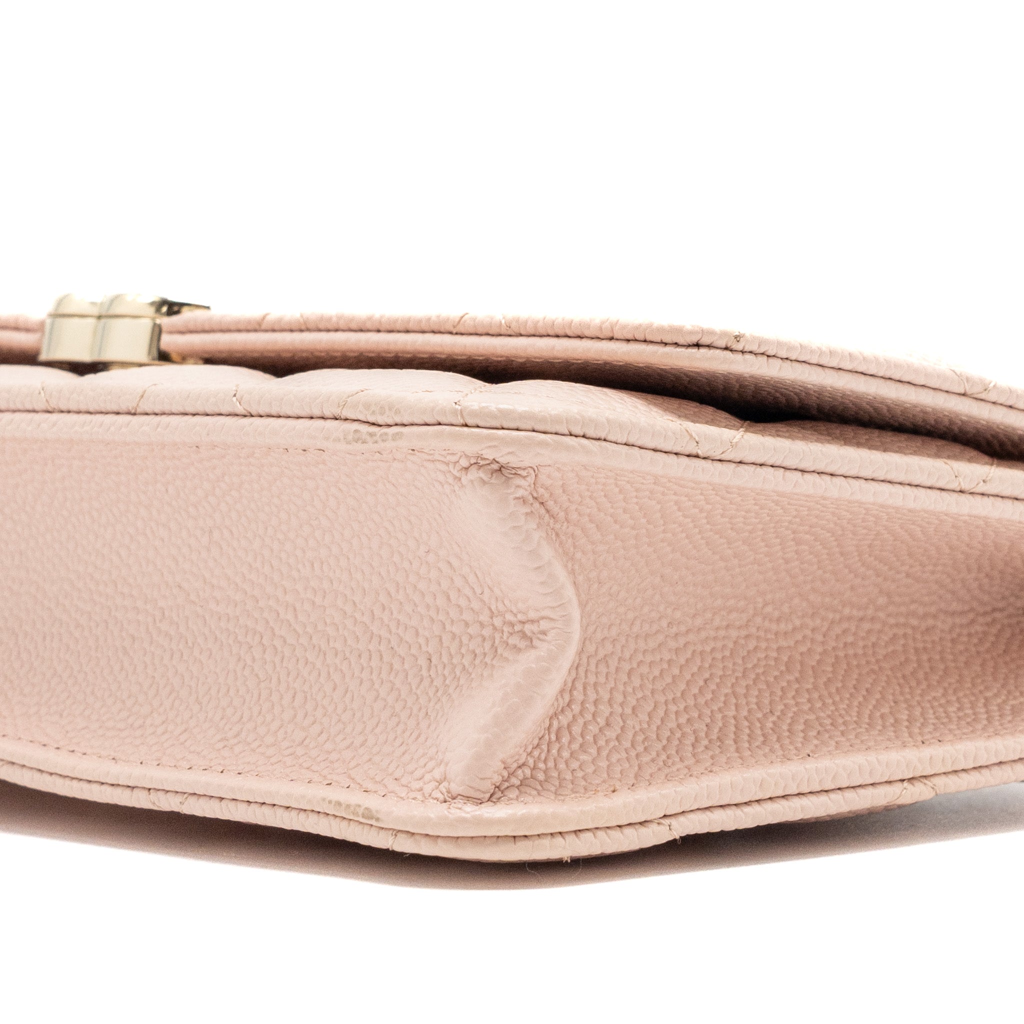 chanel-enamel-logo-quilted-wallet-on-chain-caviar-light-pink-lghw