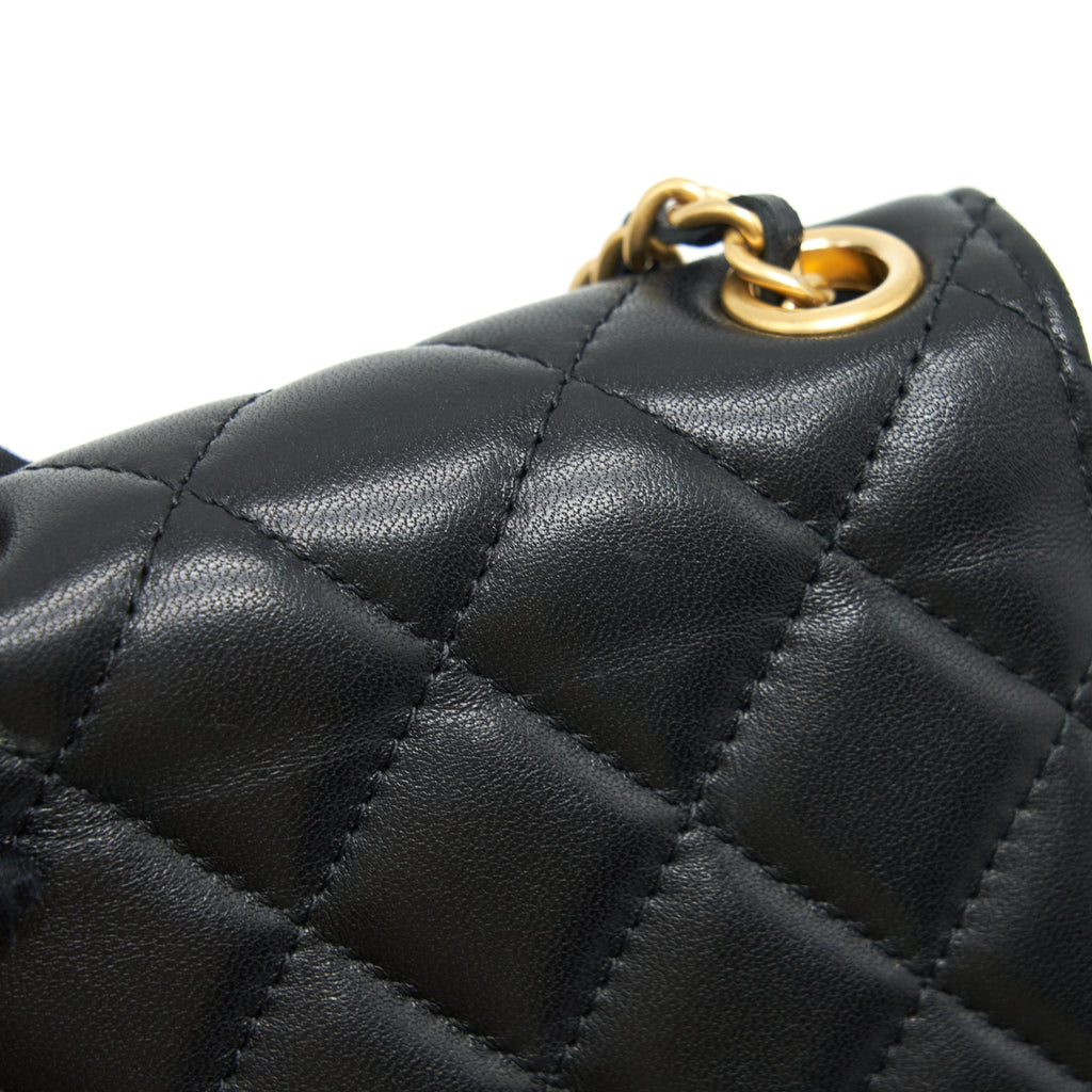 chanel-pearl-crush-phone-case-with-chain-lambskin-black-ghw