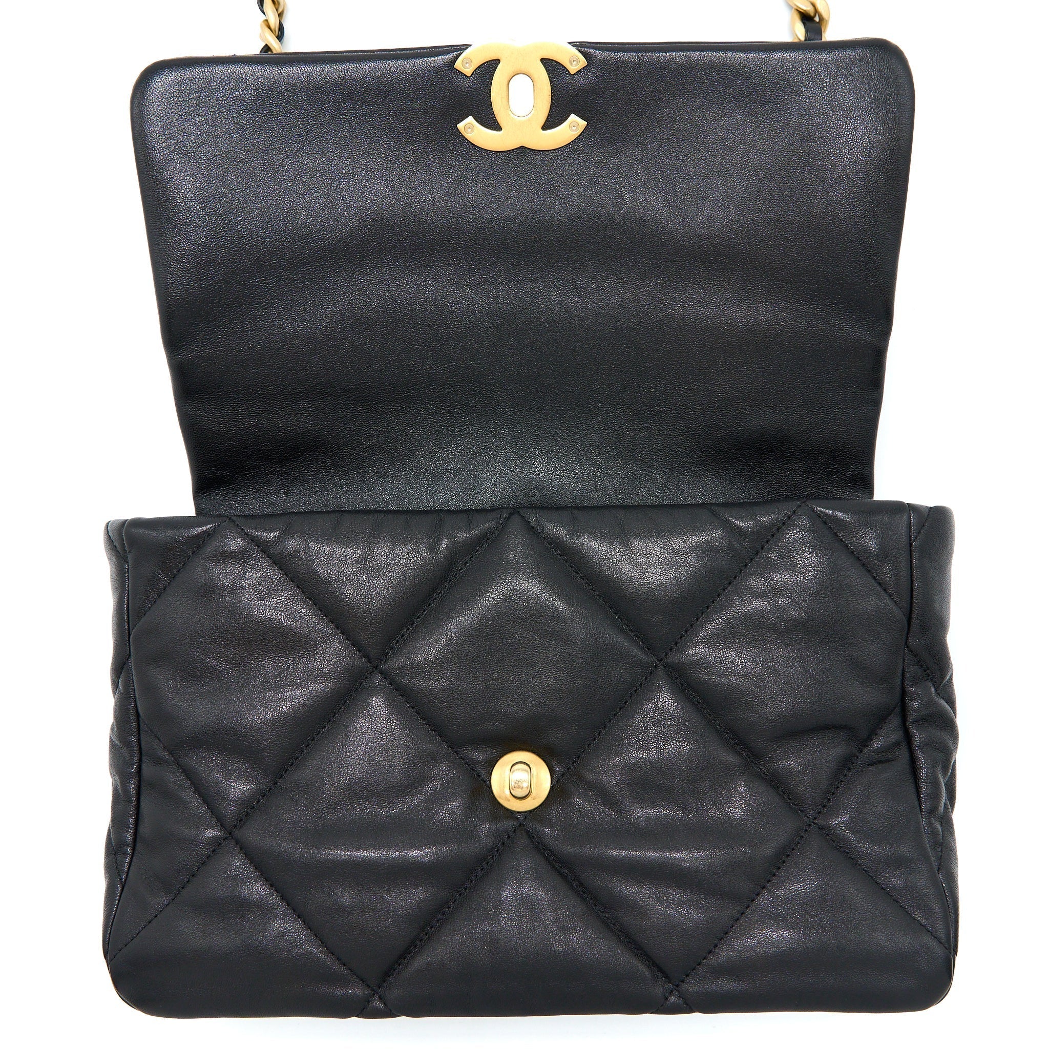 chanel-medium-19-bag-goatskin-black-multicoloured-hardware