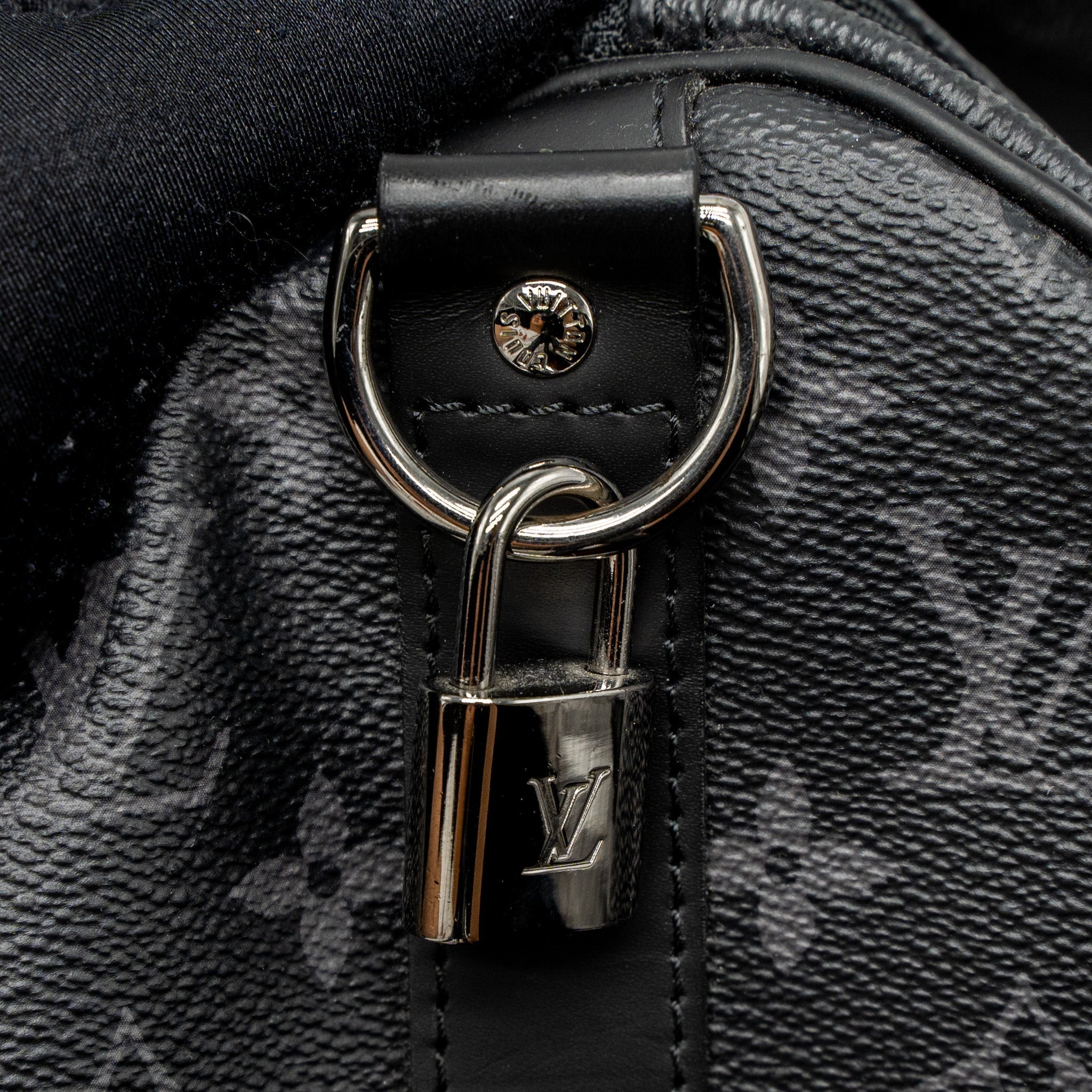 louis-vuitton-keepall-bandouliere-45-monogram-eclipse-shw