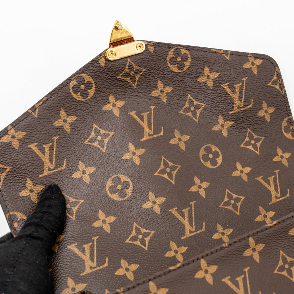 louis-vuitton-pochette-metis-monogram-canvas-ghw-22