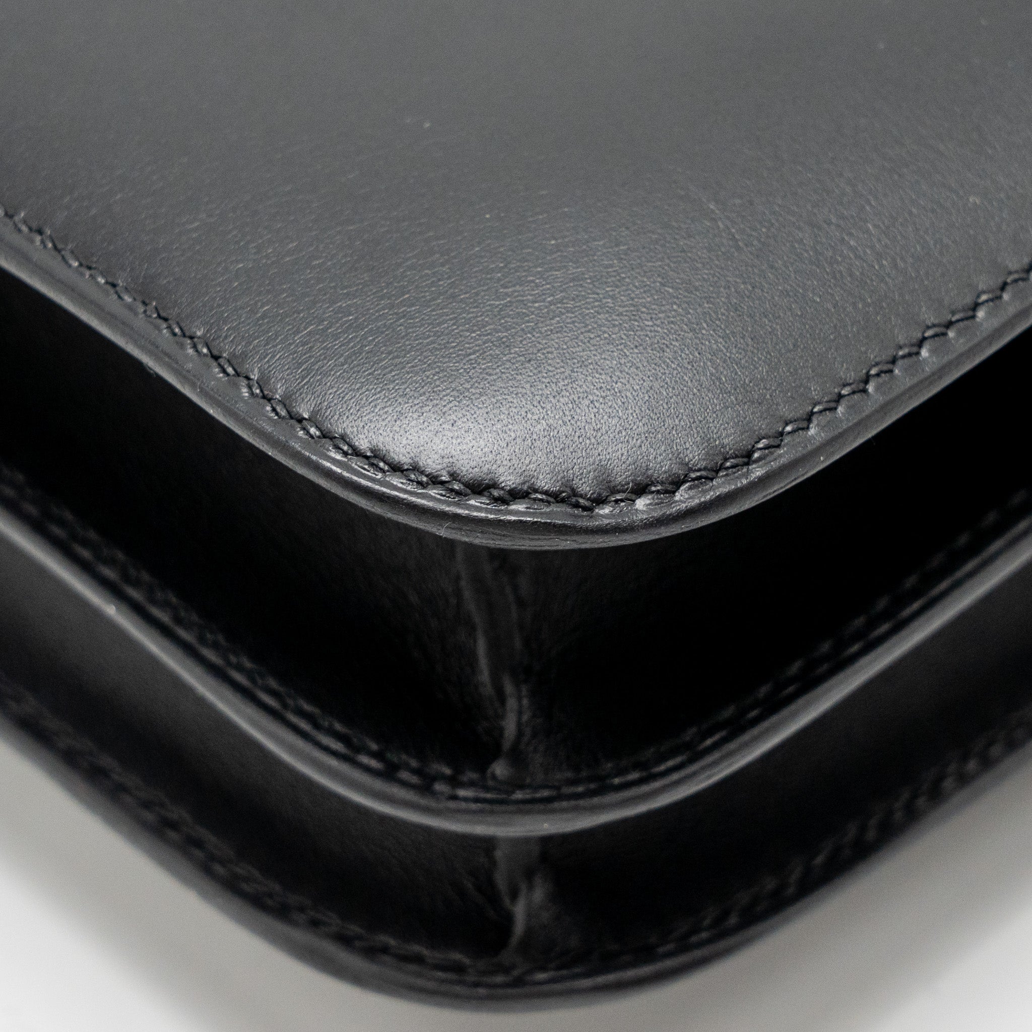 hermes-mini-constance-studio-disco-limited-monsieur-leather-black-shw-stamp-z-copy