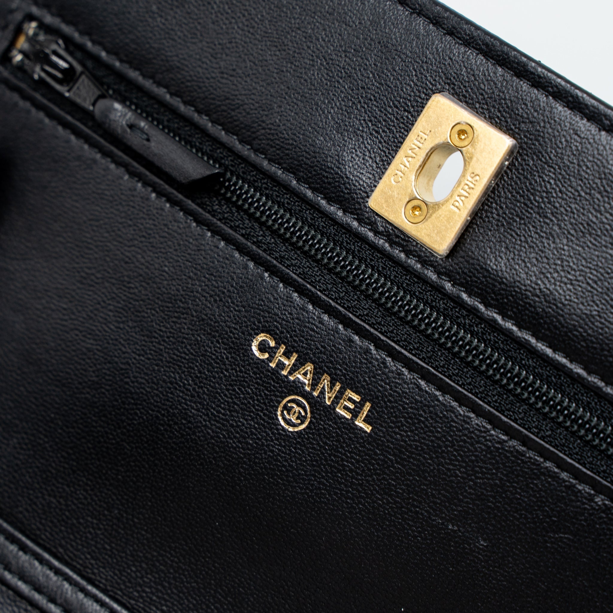 chanel-pearl-crush-wallet-on-chain-lambskin-black-ghw-microchip-6