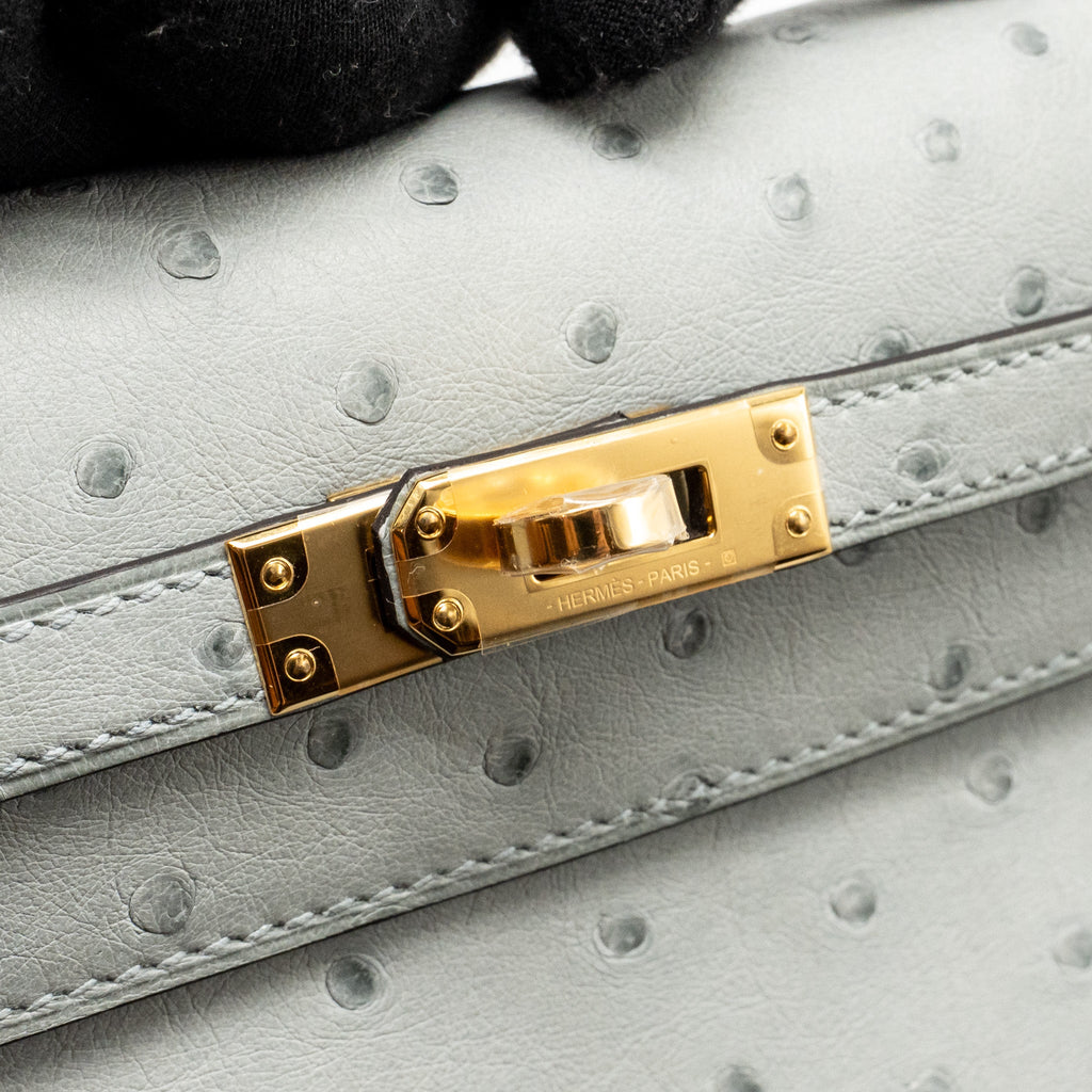 hermes-kelly-pochette-ostrich-bleu-glacier-ghw-stamp-k