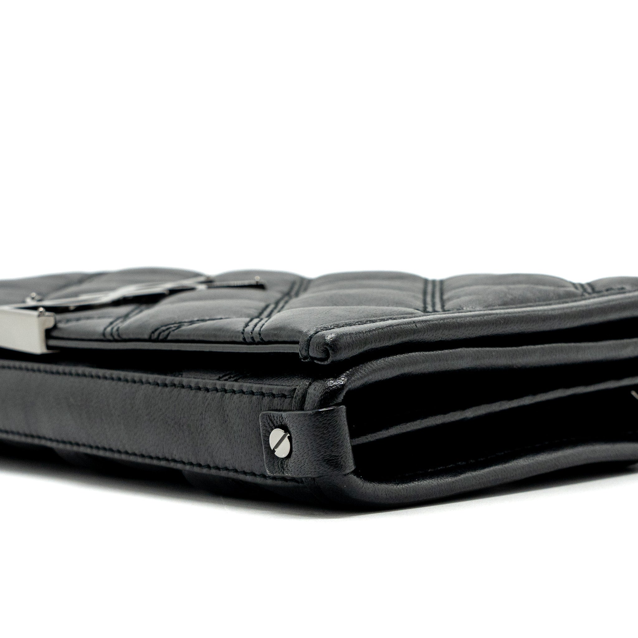 saint-laurent-ysl-becky-chain-bag-quilted-lambskin-black-shw