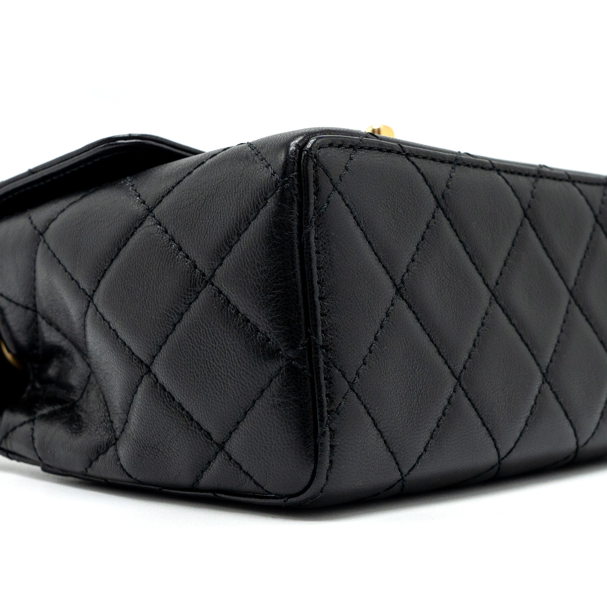 chanel-22k-retro-new-classic-square-mini-flap-bag-goatskin-black-brushed-ghw-microchip
