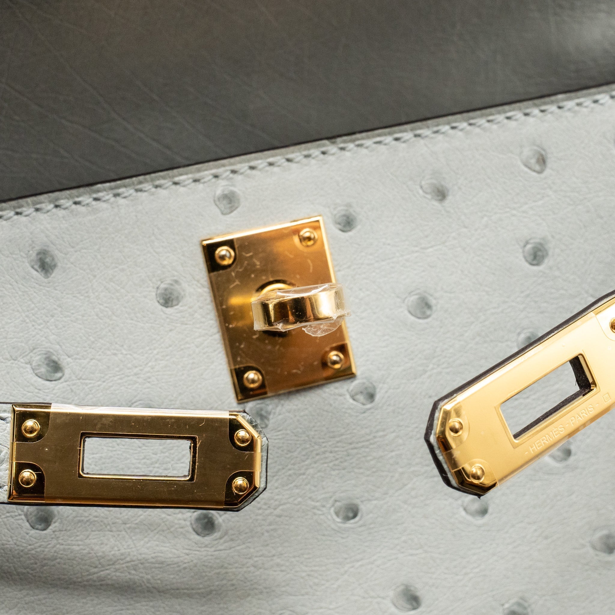 hermes-kelly-pochette-ostrich-bleu-glacier-ghw-stamp-k