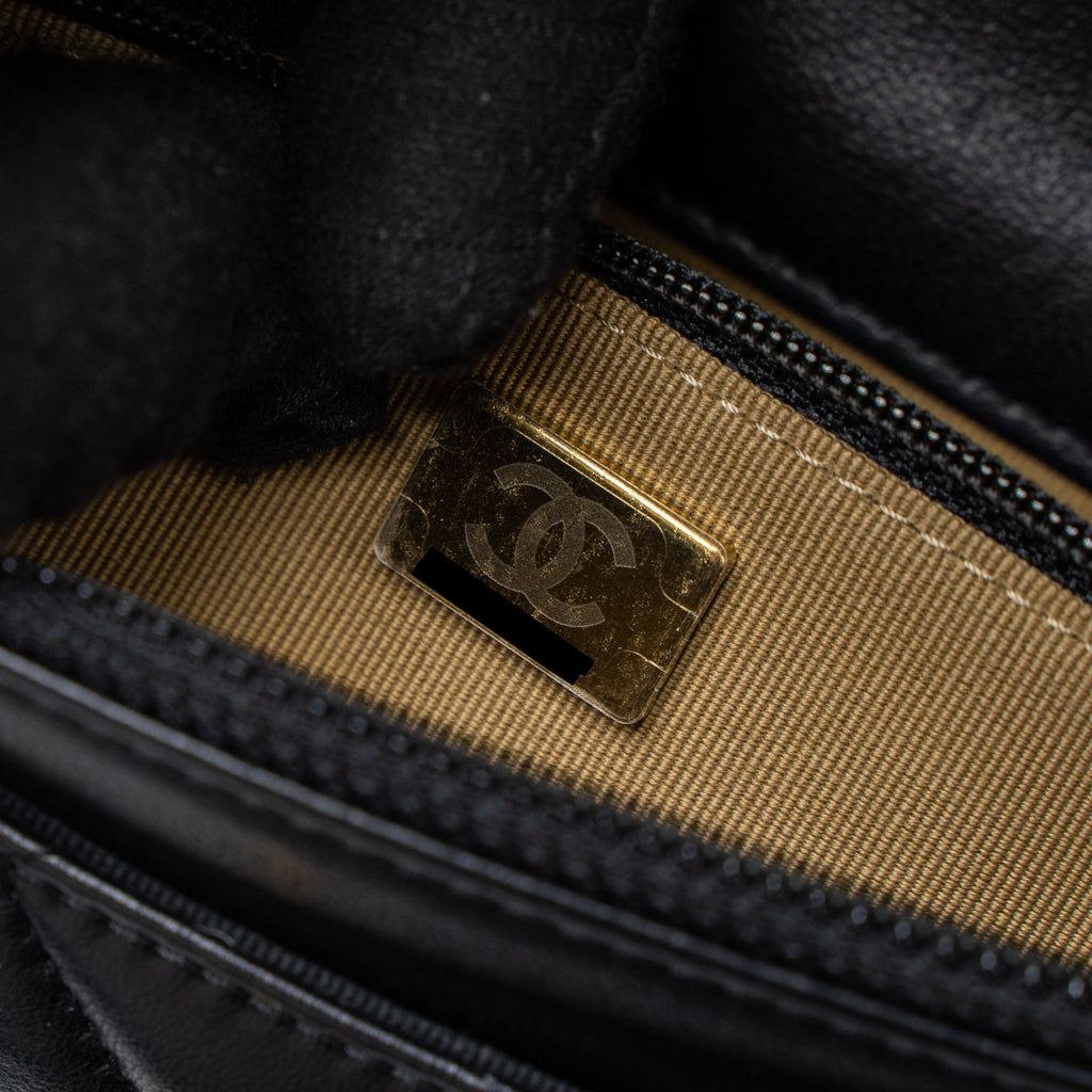 chanel-pearl-crush-wallet-on-chain-lambskin-black-ghw-microchip-6