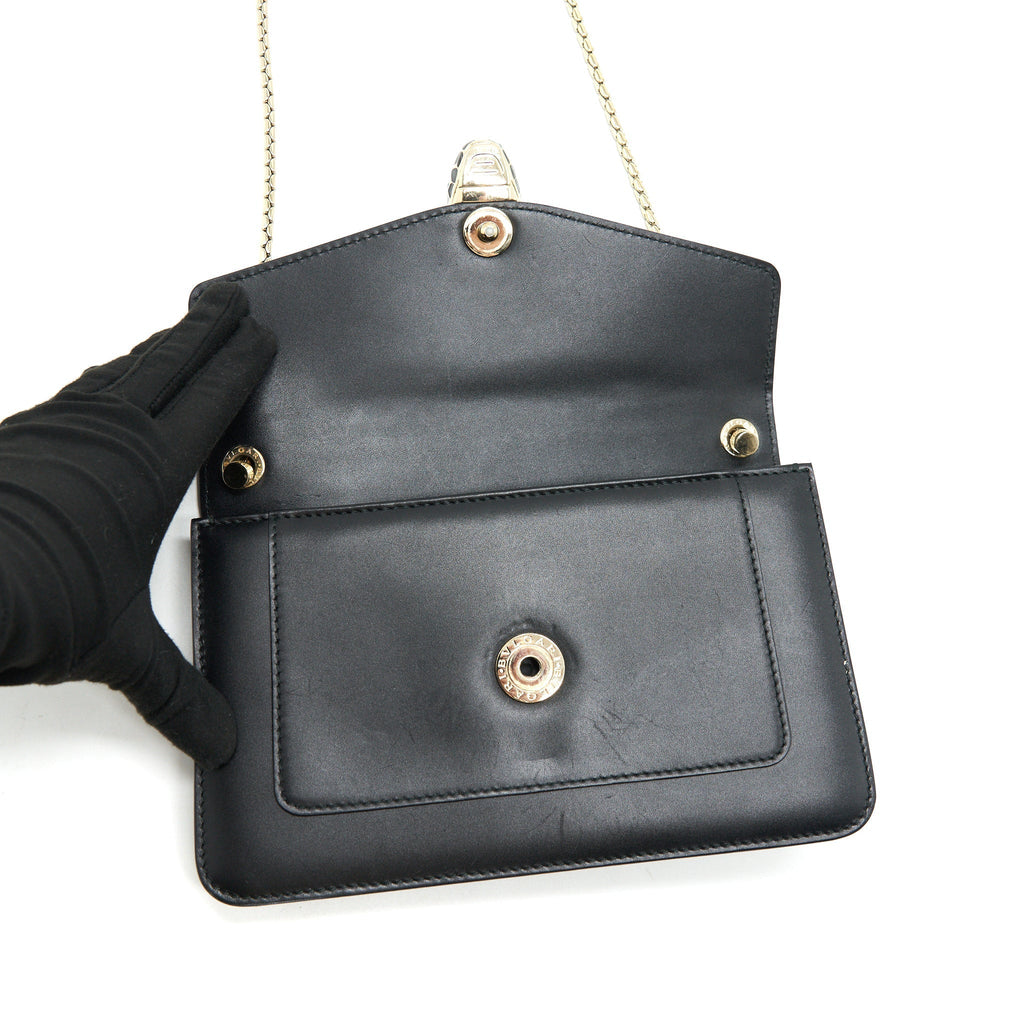 bvlgari-serpenti-forever-shoulder-bag-black