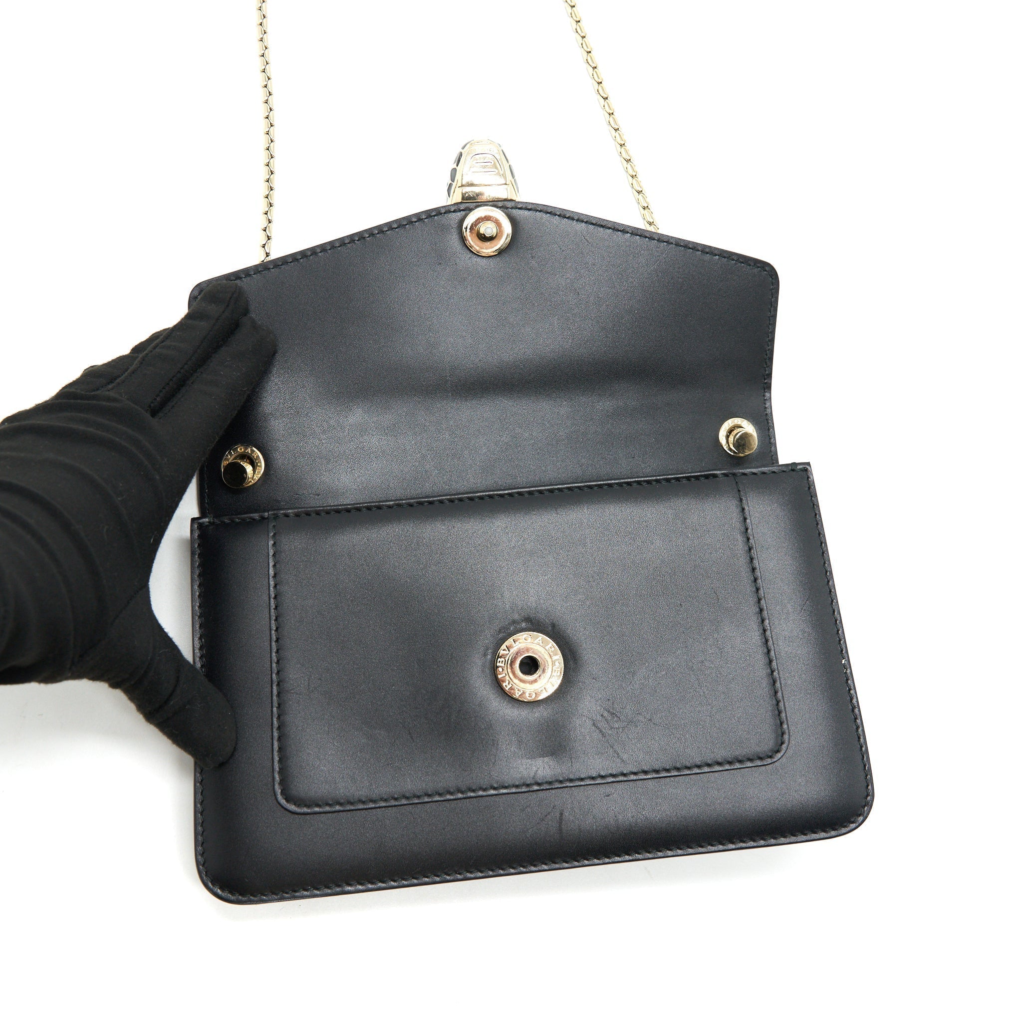 bvlgari-serpenti-forever-shoulder-bag-black