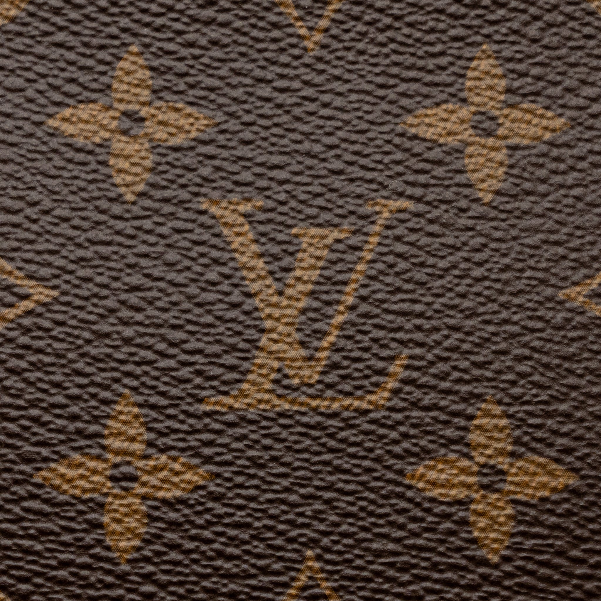 louis-vuitton-toiletry-pouch-19-monogram-canvas-ghw