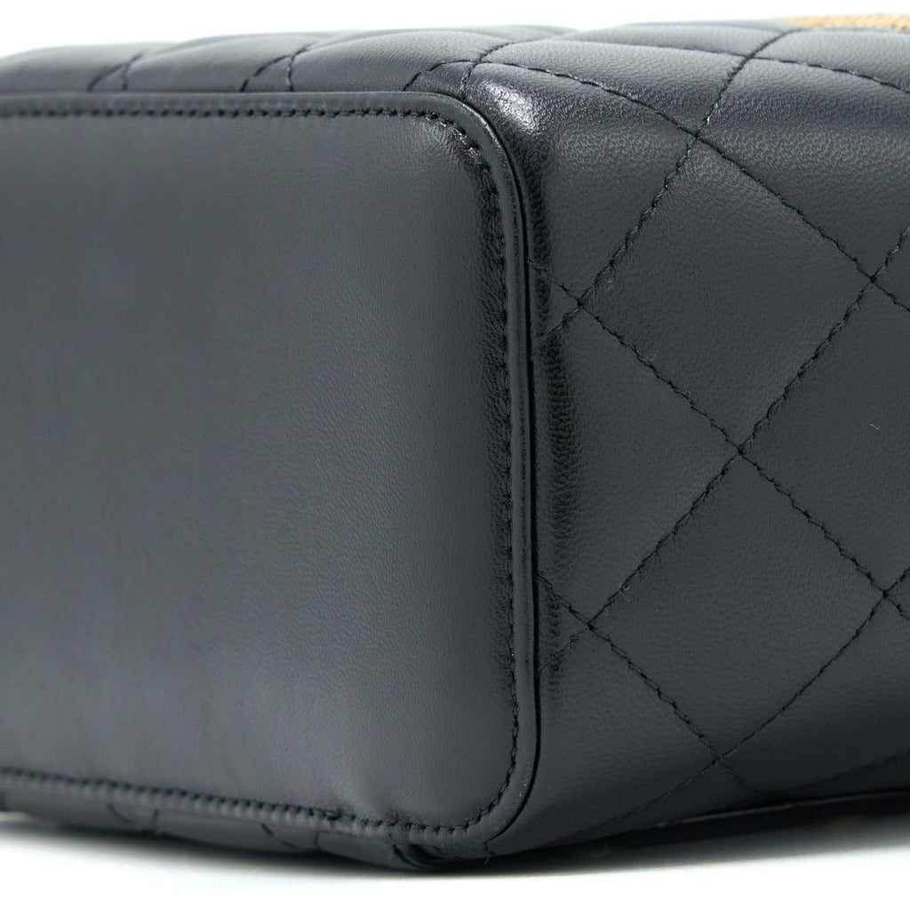 chanel-long-vanity-with-chain-lambskin-black-lghw-1