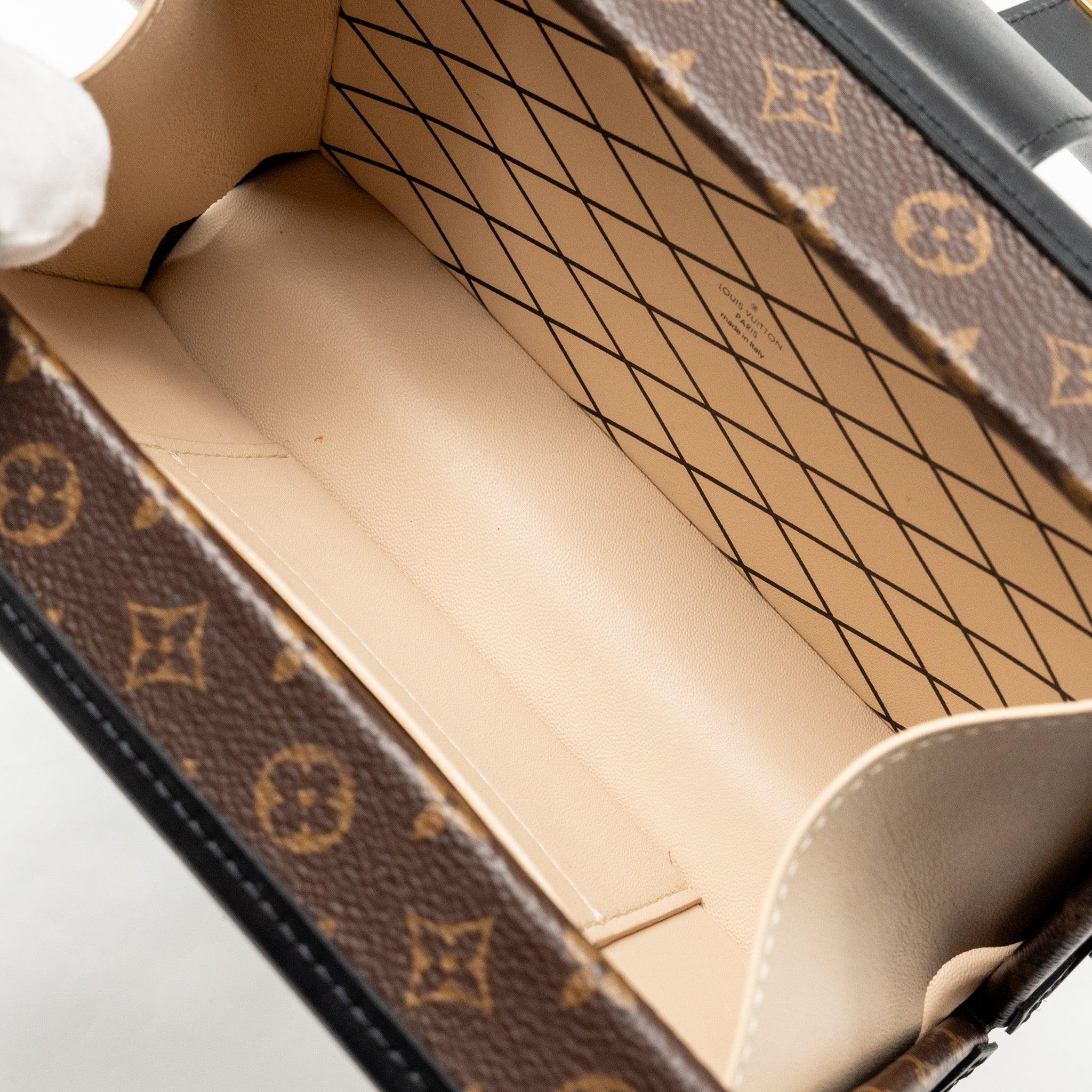 louis-vuitton-petit-malle-monogram-canvas-ghw