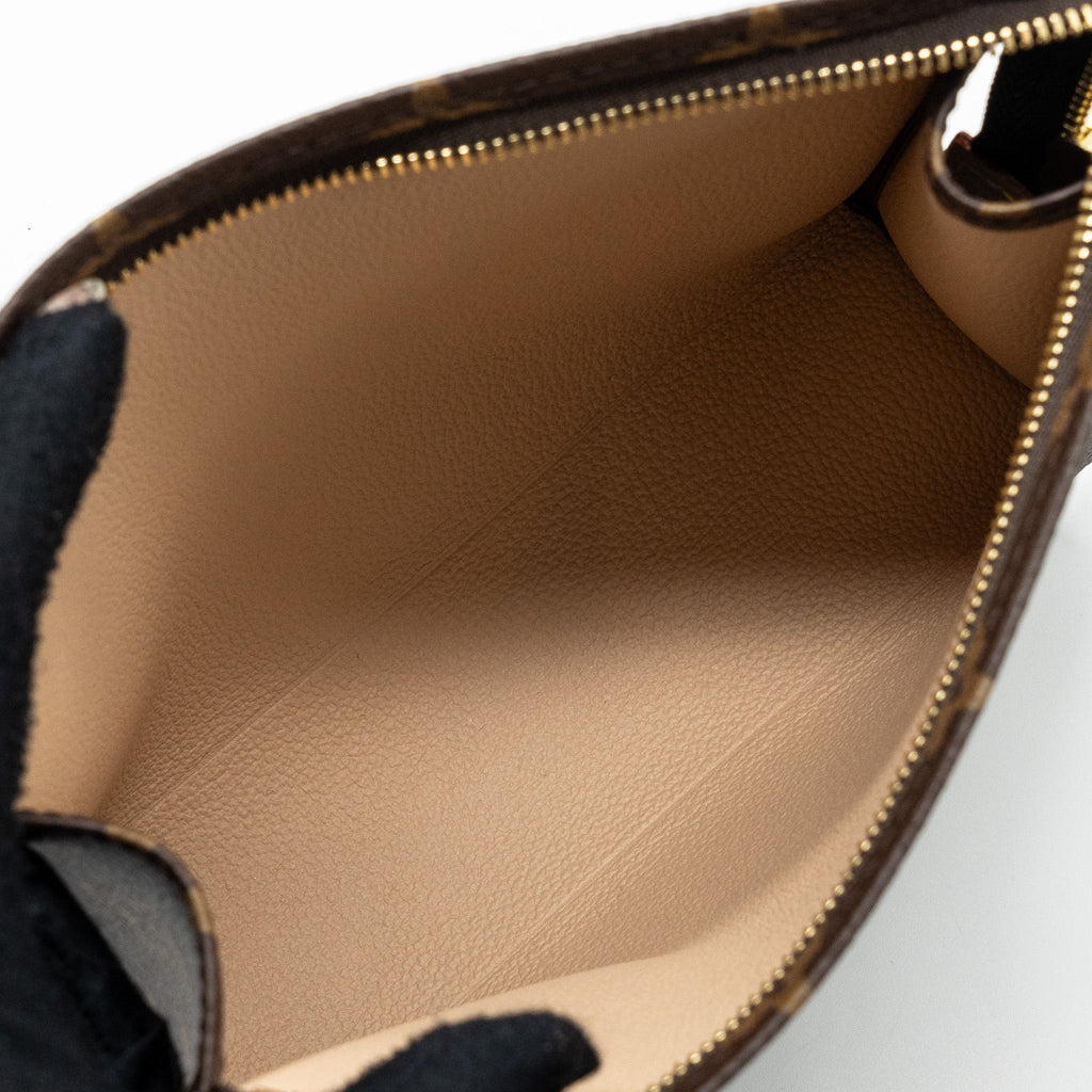 louis-vuitton-toiletry-pouch-19-monogram-canvas-ghw