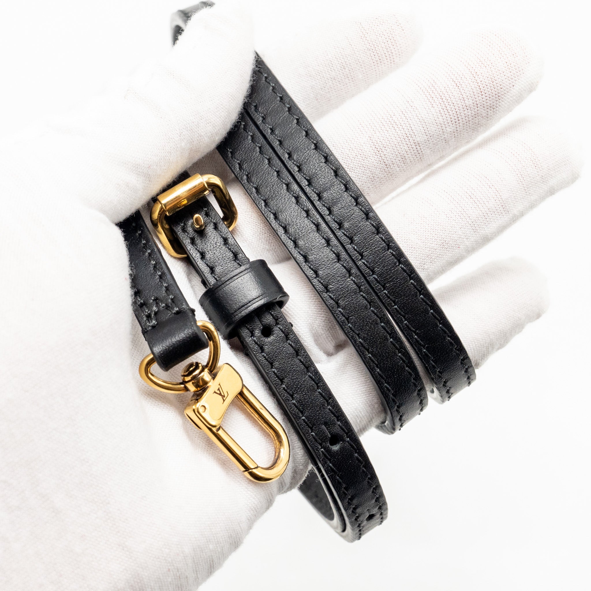 louis-vuitton-petit-malle-monogram-canvas-ghw