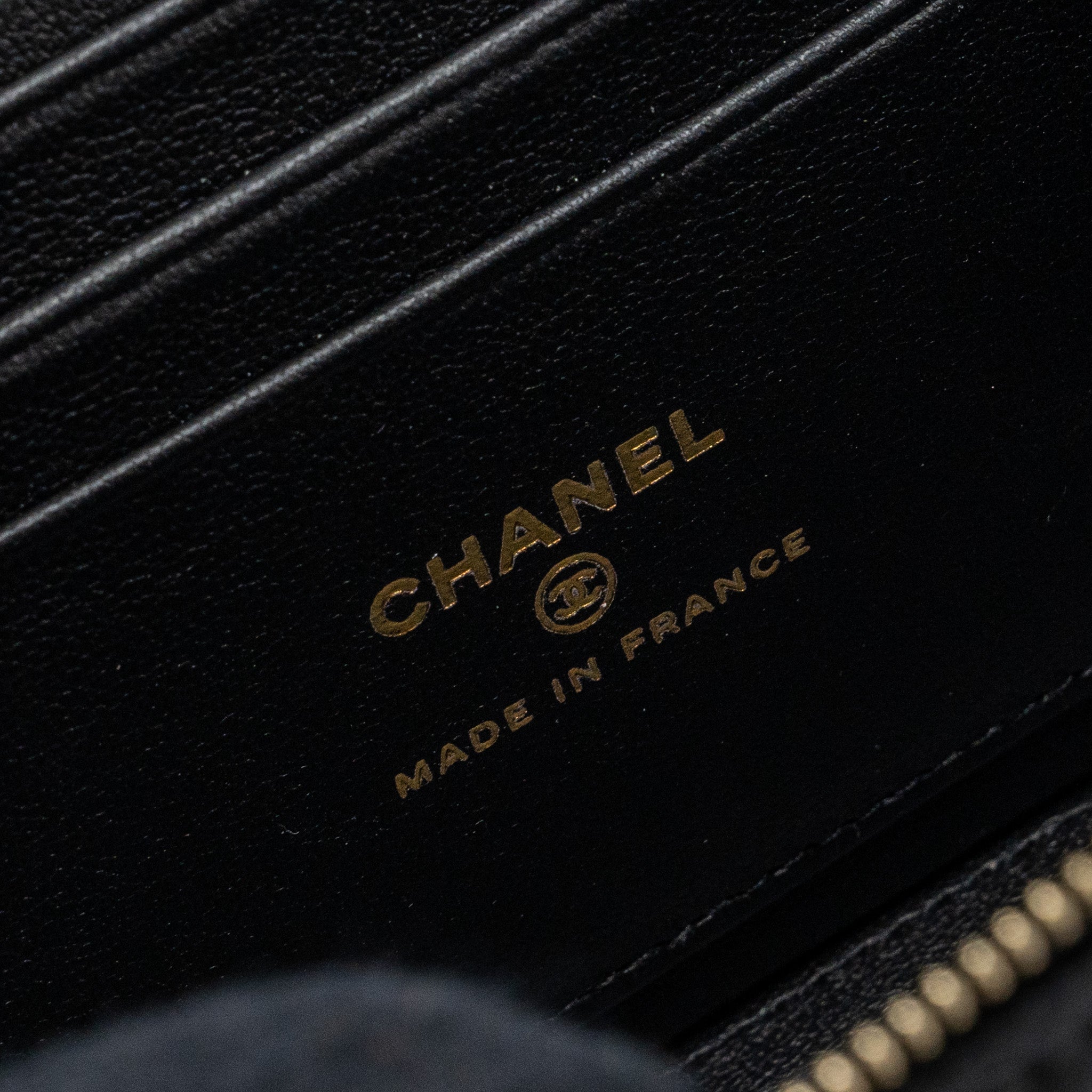 chanel-top-handle-long-vanity-lambskin-black-ghw-microchip