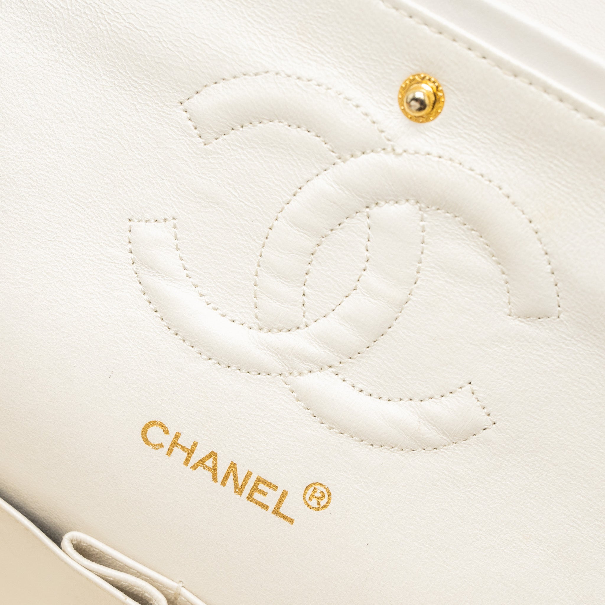 chanel-medium-classic-double-flap-bag-lambskin-white-ghw