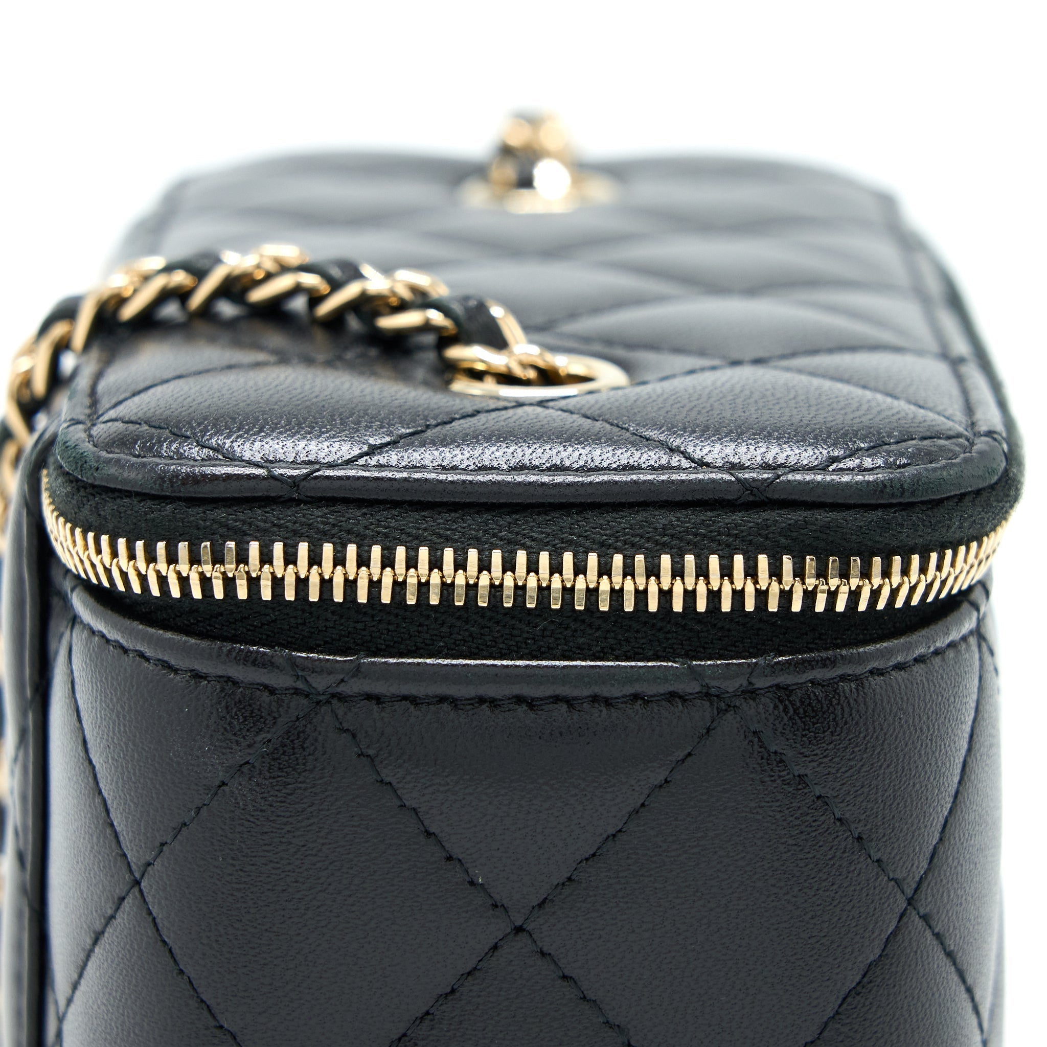 chanel-long-vanity-with-chain-lambskin-black-lghw-1
