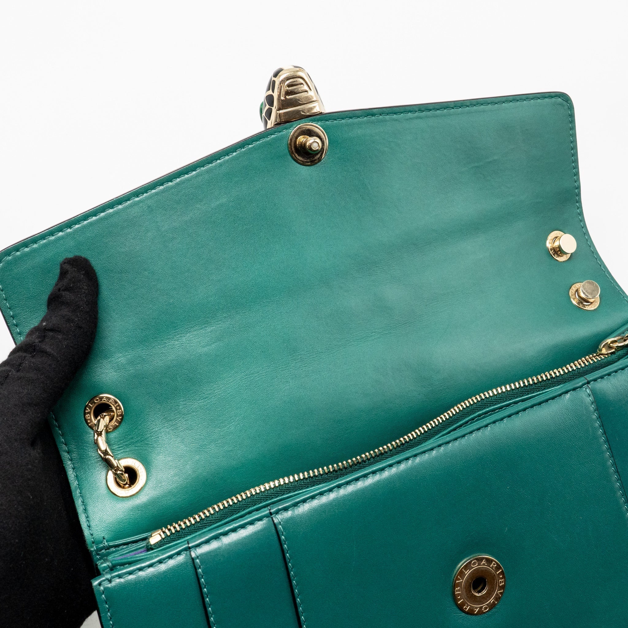 bvlgari-serpenti-forever-flap-bag-calfskin-green-lghw