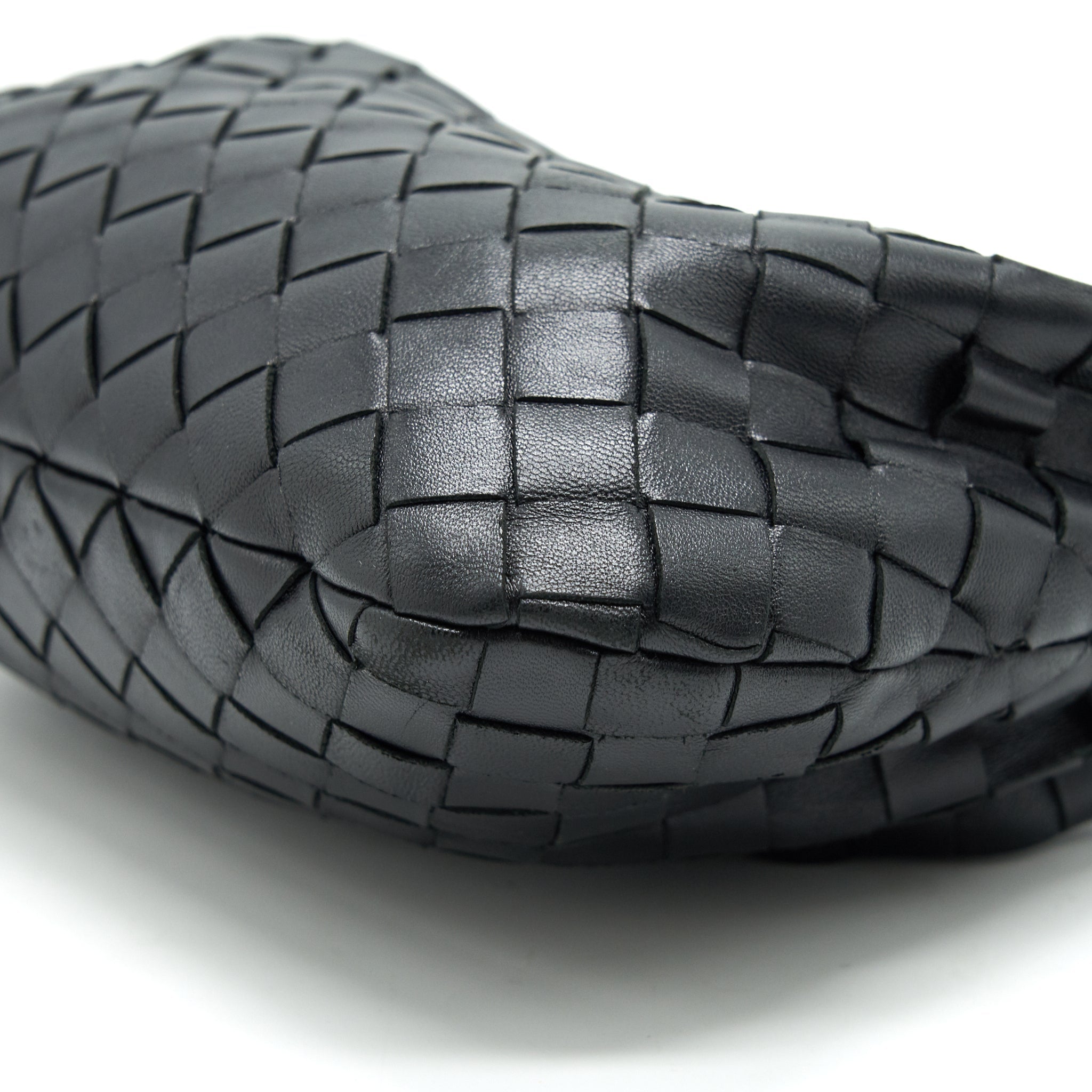 bottega-veneta-mini-jodie-bag-black