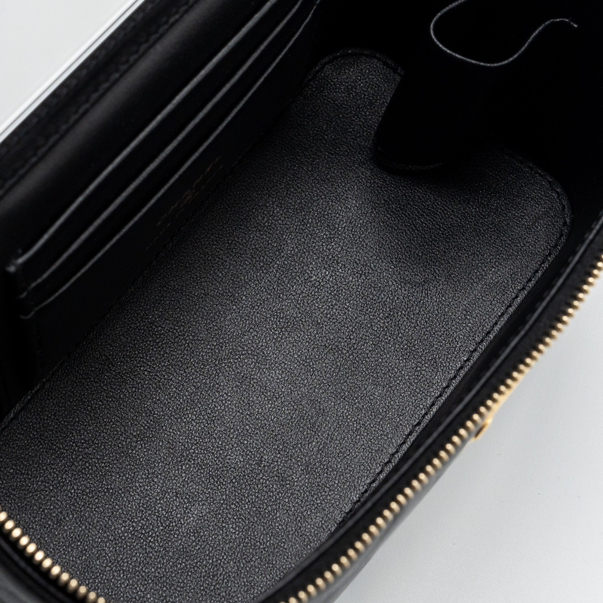 chanel-top-handle-long-vanity-lambskin-black-ghw-microchip