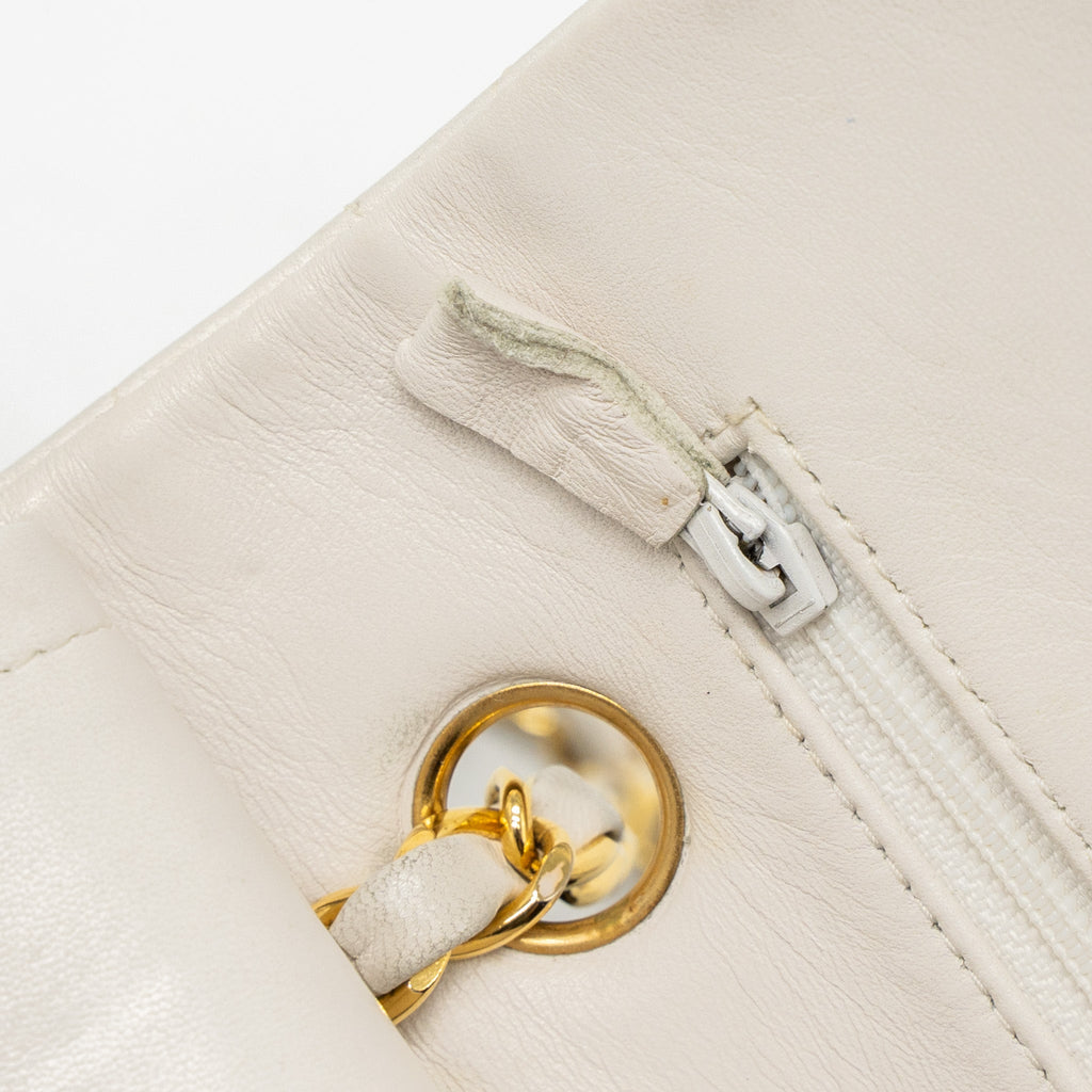 chanel-medium-classic-double-flap-bag-lambskin-white-ghw