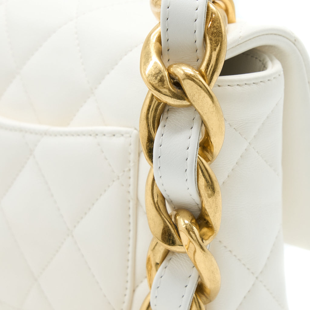chanel-22s-giant-chain-falp-shoulder-bag-lambskin-white-ghw-microchip