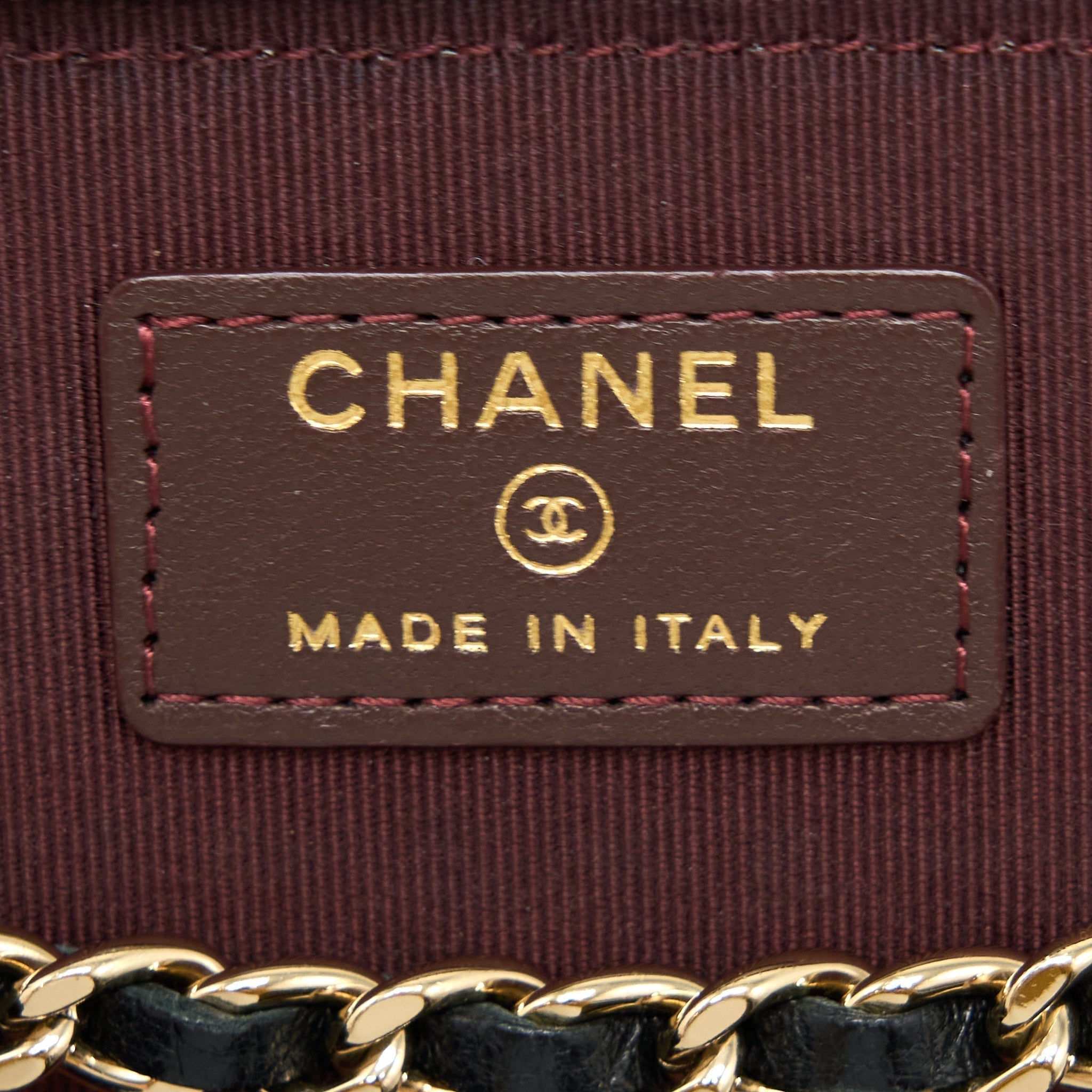chanel-long-vanity-with-chain-lambskin-black-lghw-1