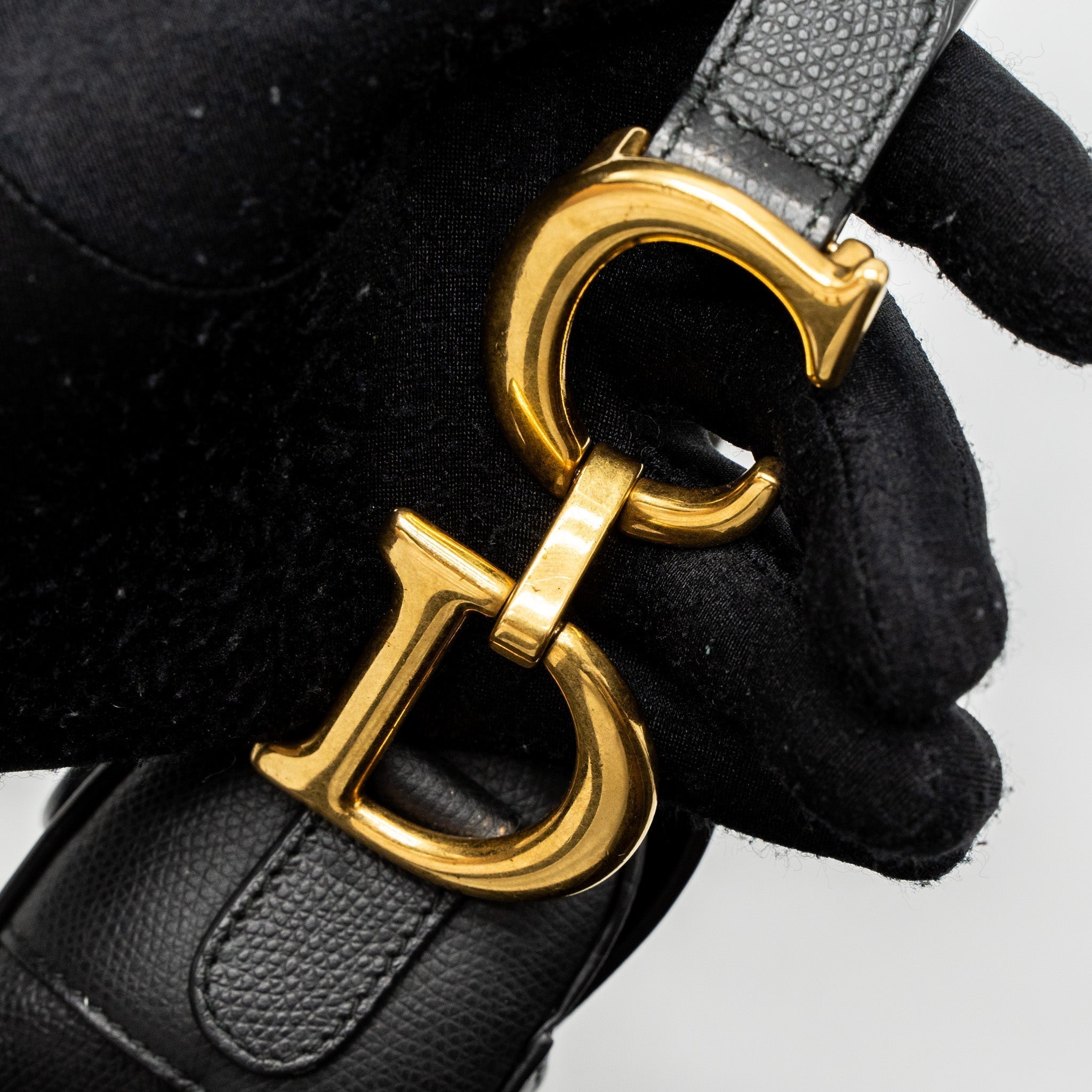 dior-medium-saddle-bag-grained-calfskin-black-gwh